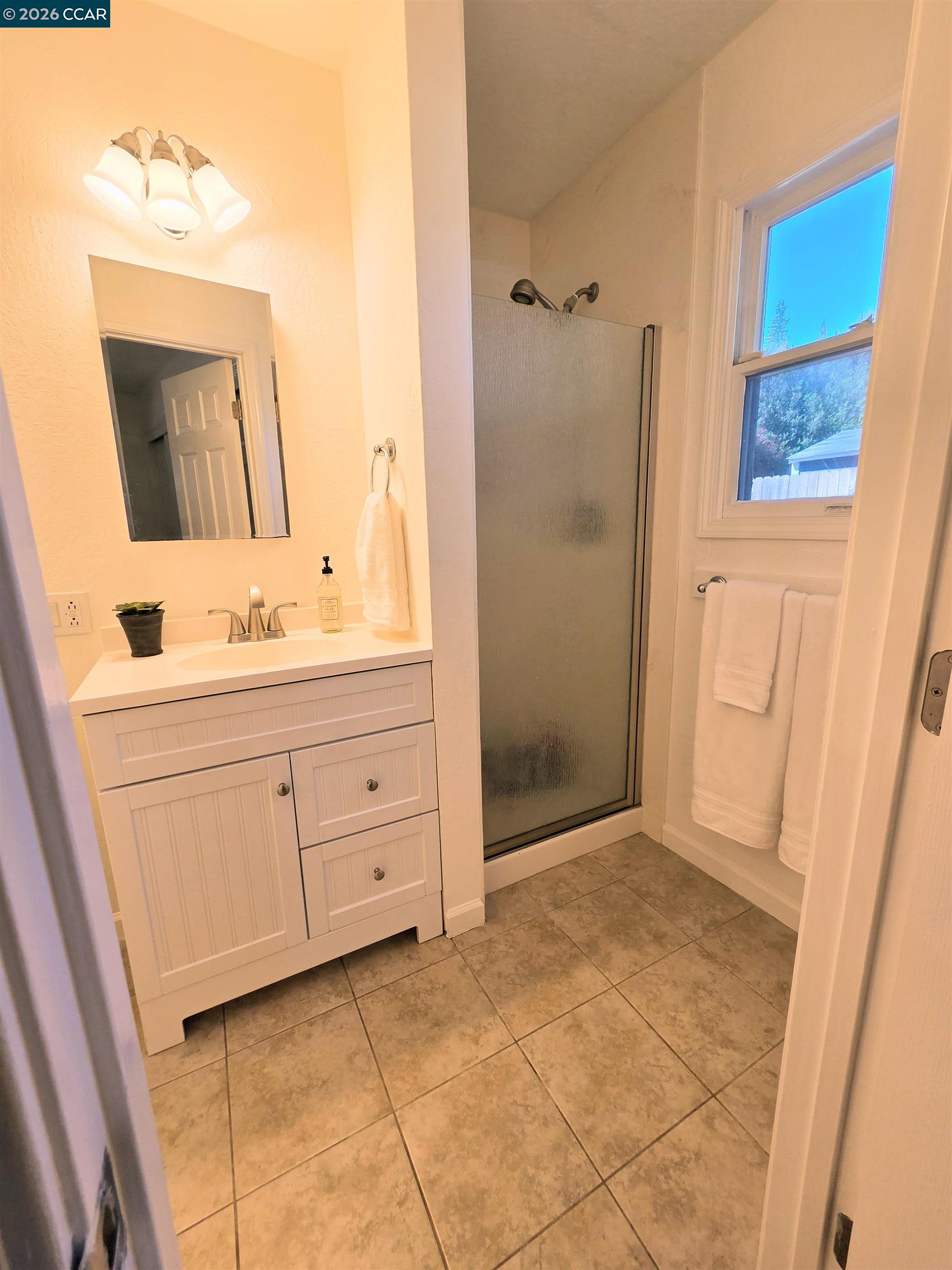 Detail Gallery Image 16 of 33 For 4218 Heights Ave, Pittsburg,  CA 94565 - 3 Beds | 2 Baths