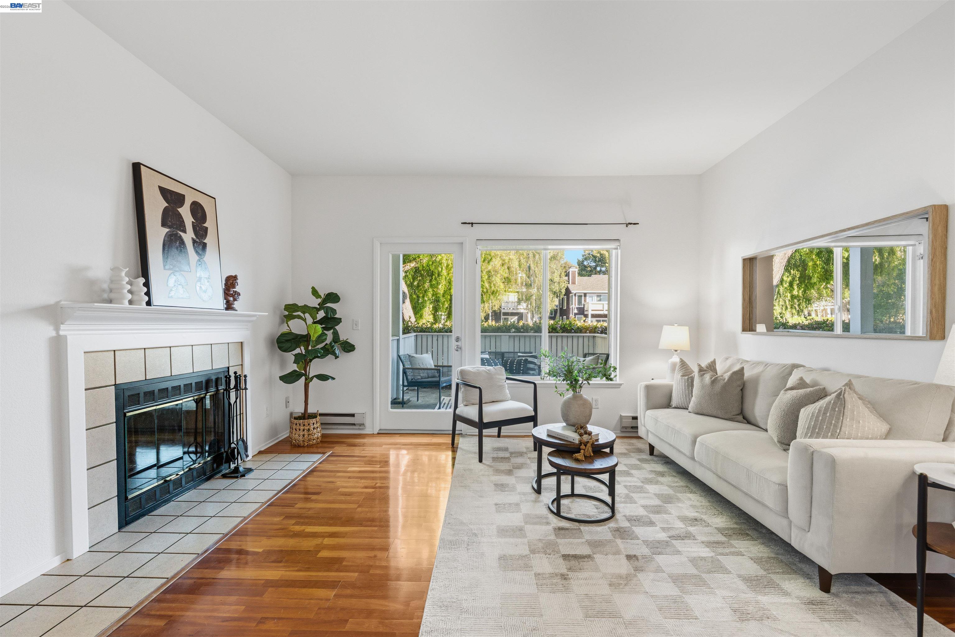 Front Image Thumbnail for BE41129913