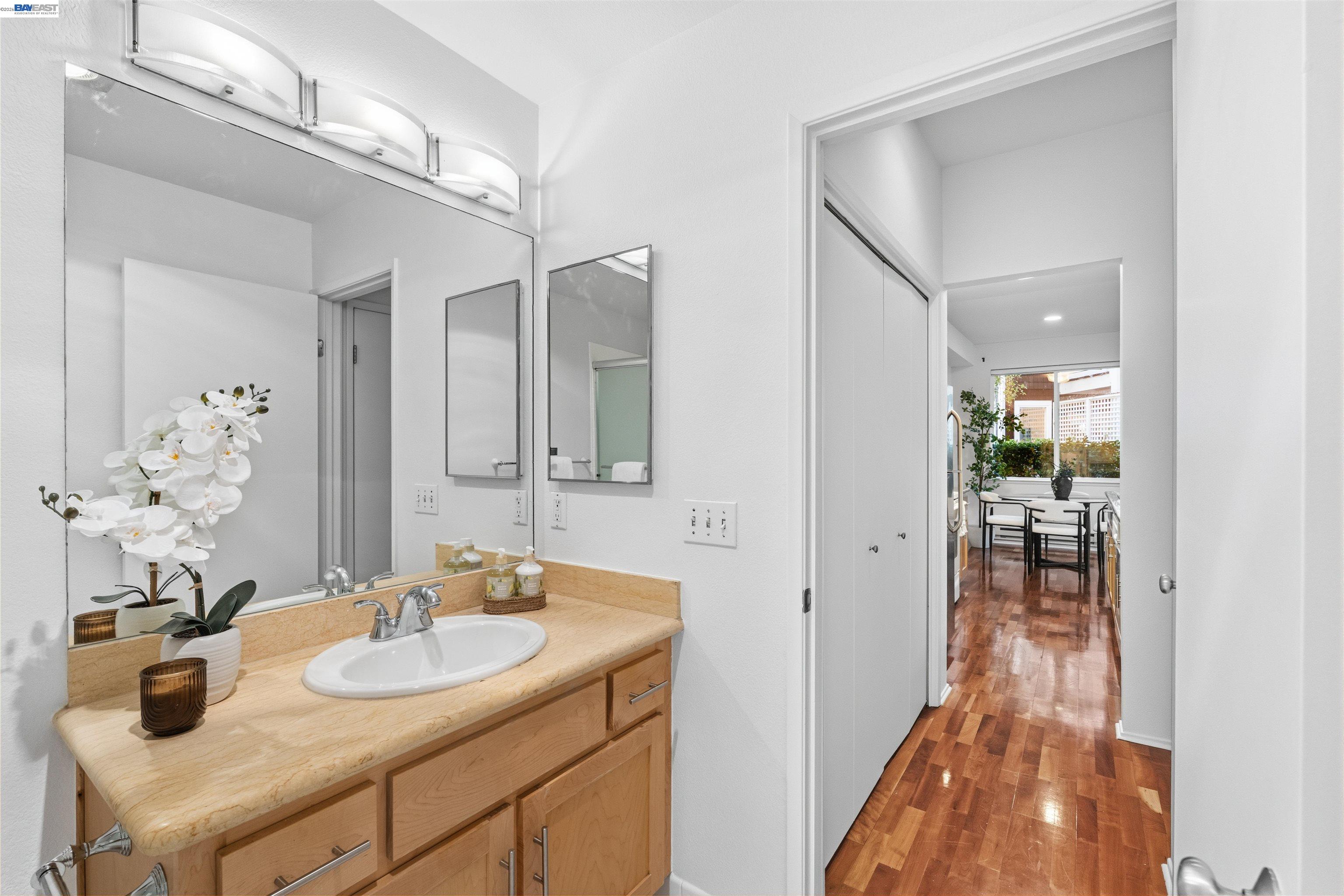 Detail Gallery Image 12 of 35 For 15 Marina Lakes Drive, Richmond,  CA 94804 - 2 Beds | 1 Baths