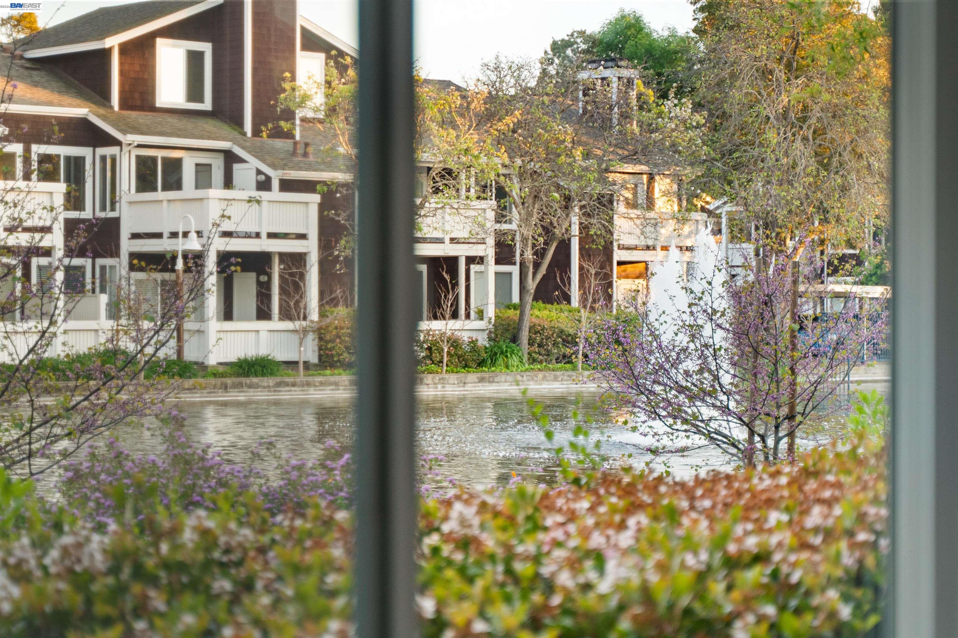 Detail Gallery Image 17 of 35 For 15 Marina Lakes Drive, Richmond,  CA 94804 - 2 Beds | 1 Baths