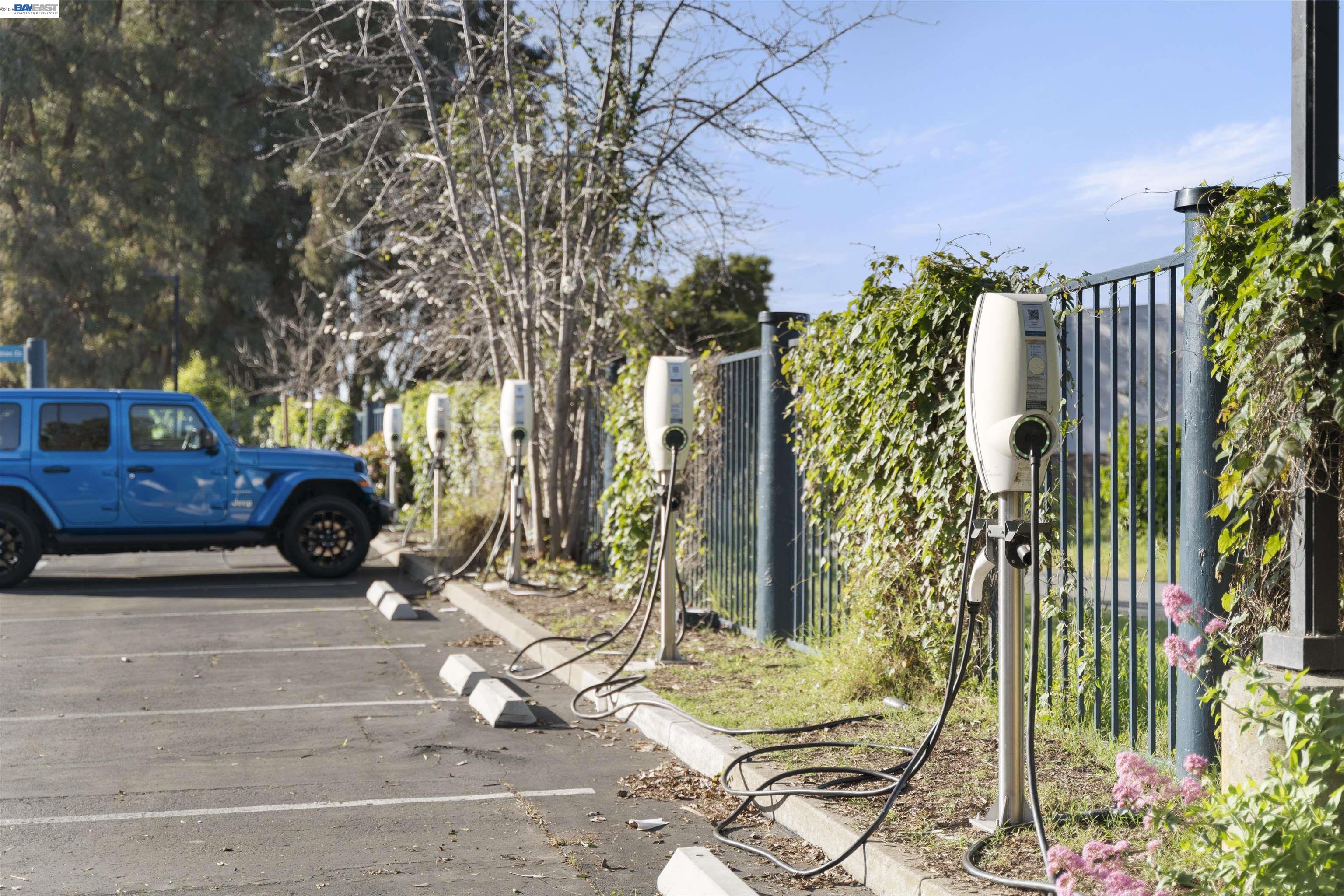 Detail Gallery Image 24 of 35 For 15 Marina Lakes Drive, Richmond,  CA 94804 - 2 Beds | 1 Baths