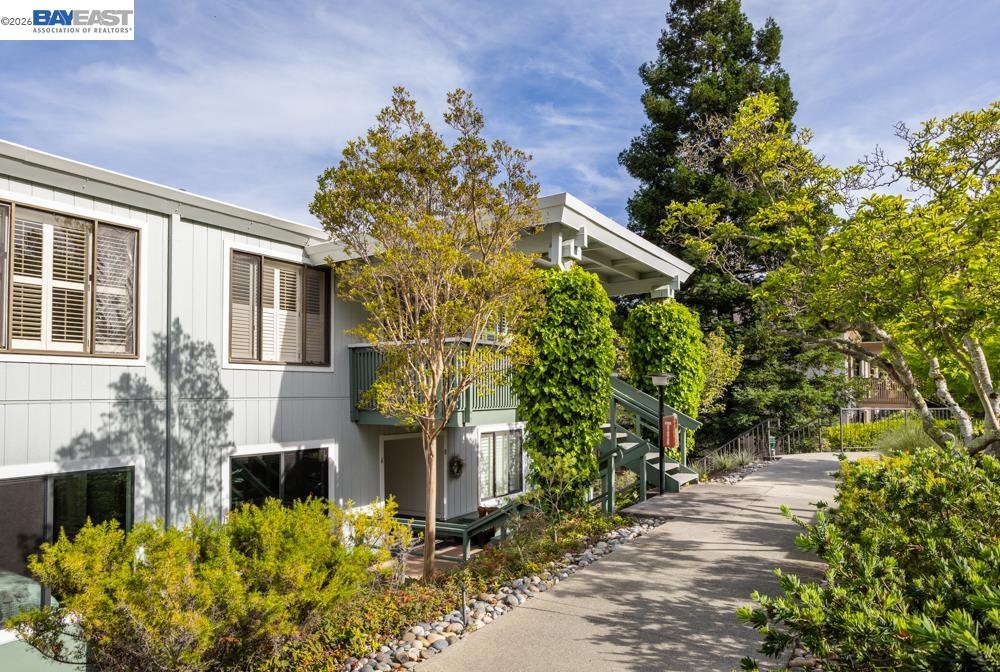 Detail Gallery Image 19 of 26 For 1301 Leisure Lane #6,  Walnut Creek,  CA 94595 - 2 Beds | 2 Baths