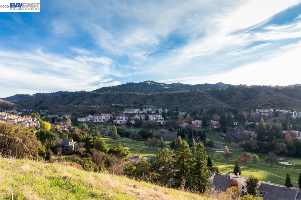 Detail Gallery Image 24 of 26 For 1301 Leisure Lane #6,  Walnut Creek,  CA 94595 - 2 Beds | 2 Baths