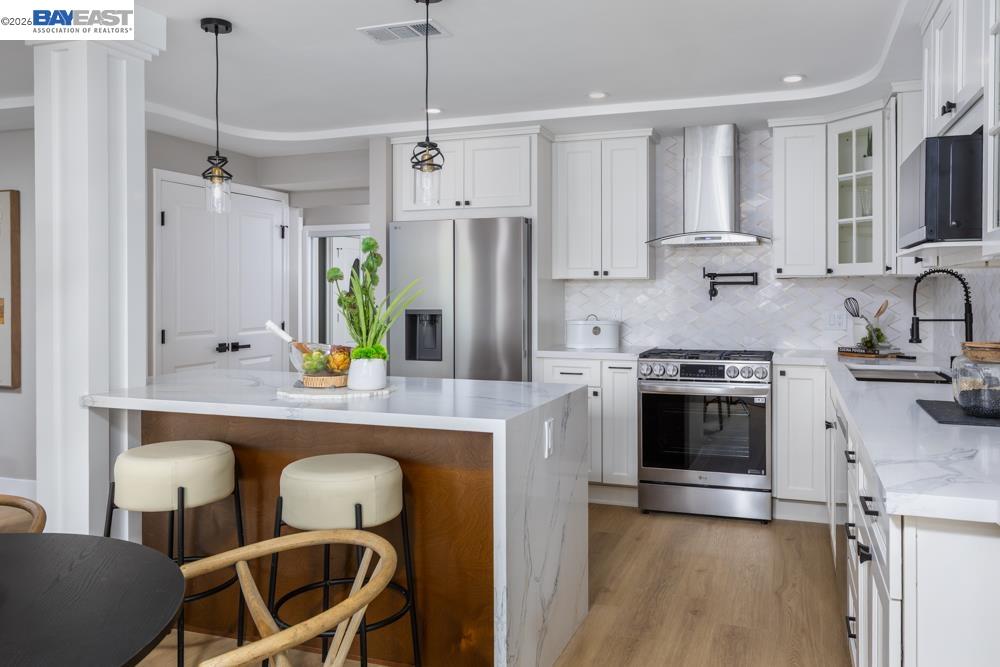 Detail Gallery Image 8 of 26 For 1301 Leisure Lane #6,  Walnut Creek,  CA 94595 - 2 Beds | 2 Baths