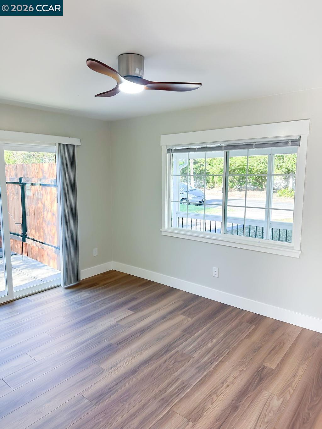 Detail Gallery Image 13 of 24 For 2061 Sherman Dr, Pleasant Hill,  CA 94523 - 3 Beds | 1/1 Baths