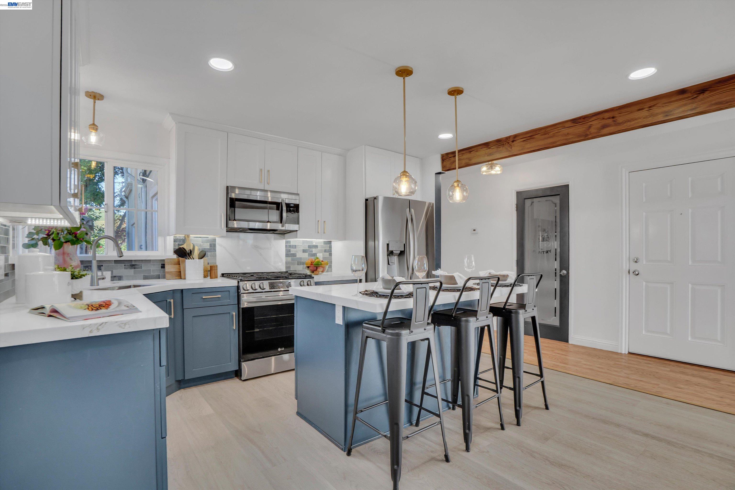 Detail Gallery Image 10 of 35 For 513 F St, Union City,  CA 94587 - 4 Beds | 1/1 Baths