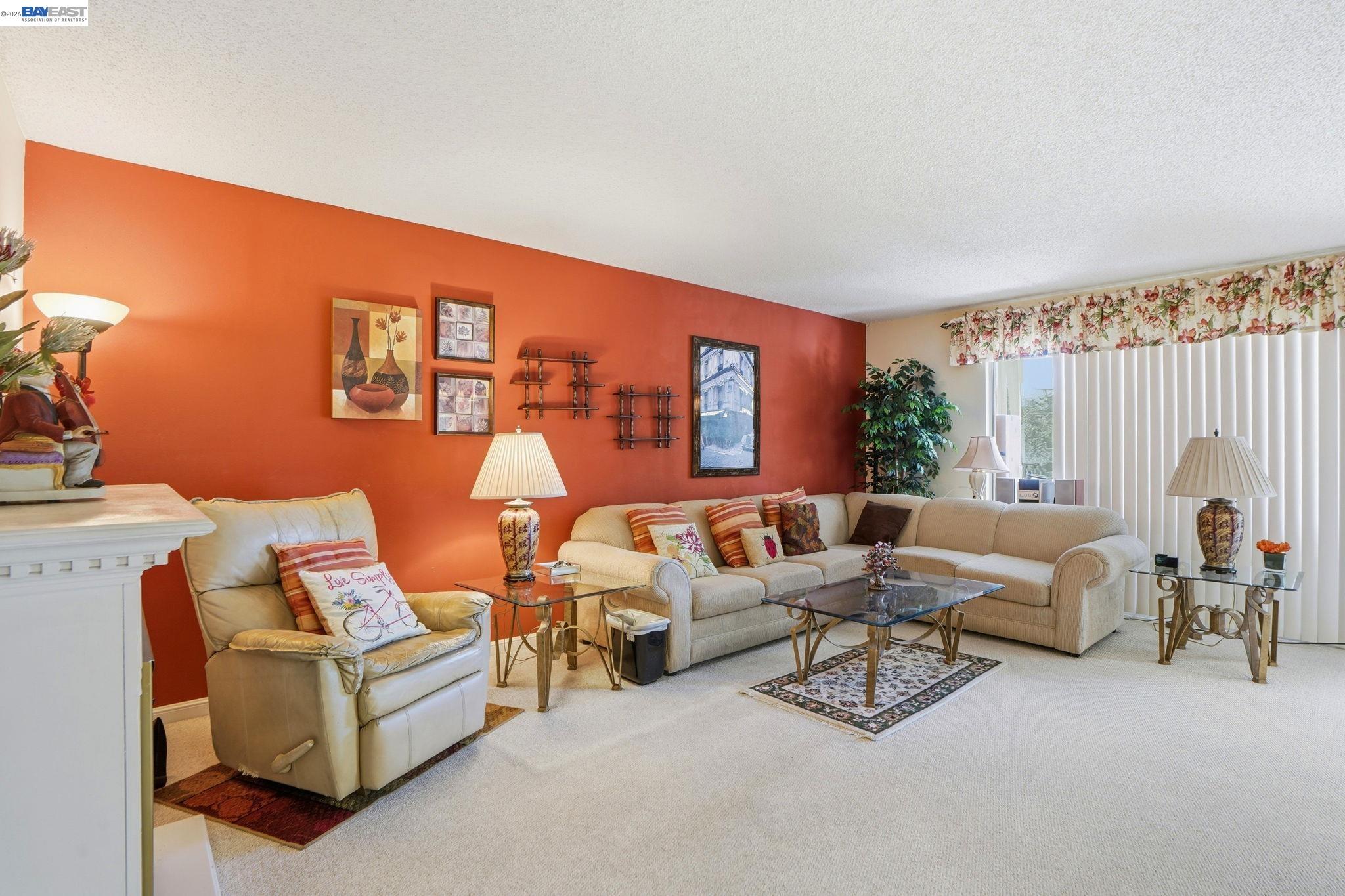 Detail Gallery Image 6 of 24 For 1732 Oakmont Dr #4,  Walnut Creek,  CA 94595 - 2 Beds | 1 Baths