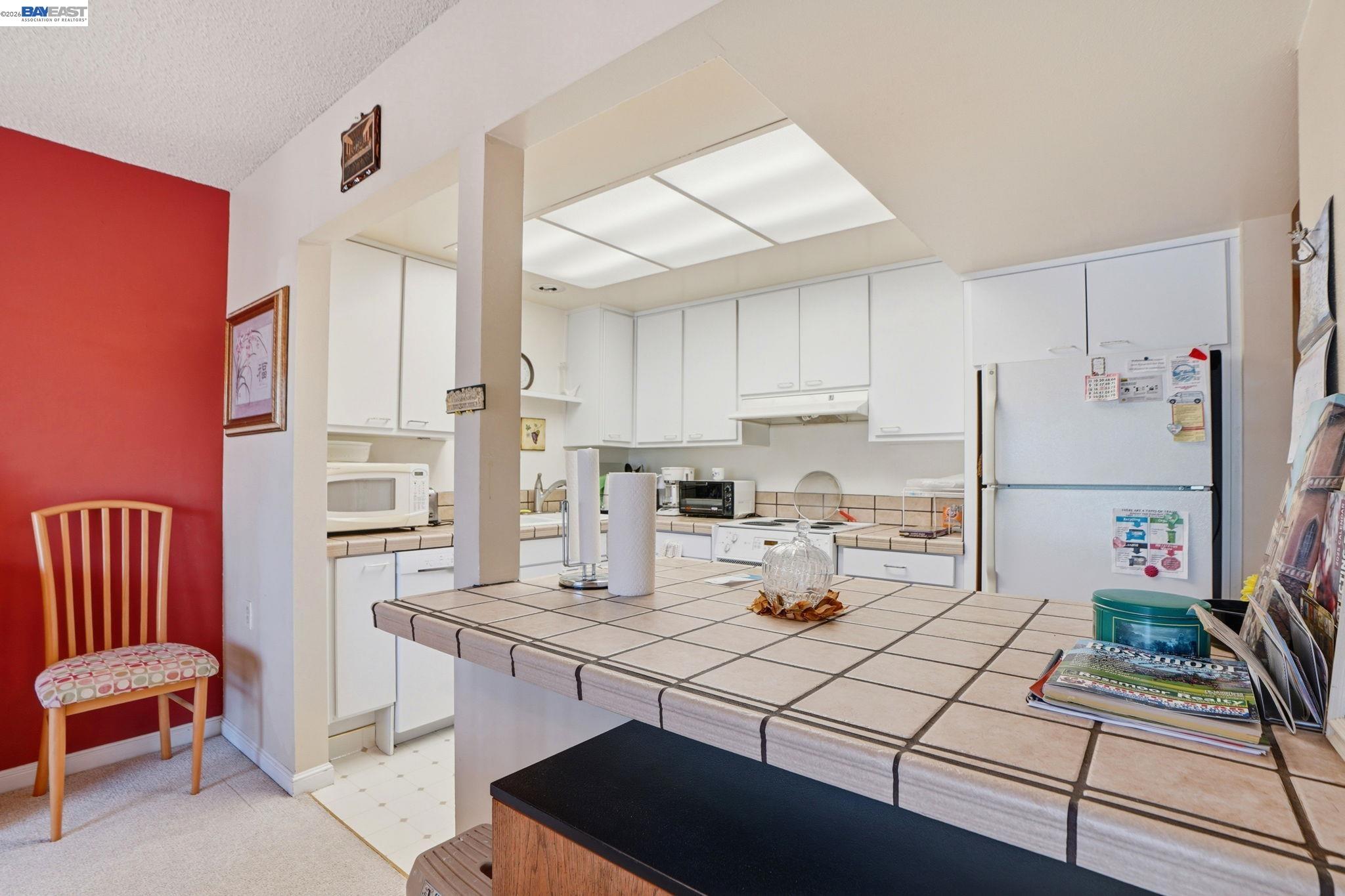Photo #8: 41129920 Listing: Photo #8