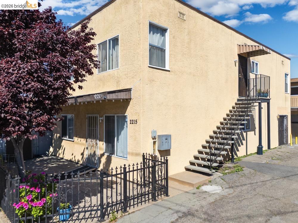 Detail Gallery Image 7 of 13 For 2215 Dover Ave, San Pablo,  CA 94806 - – Beds | – Baths