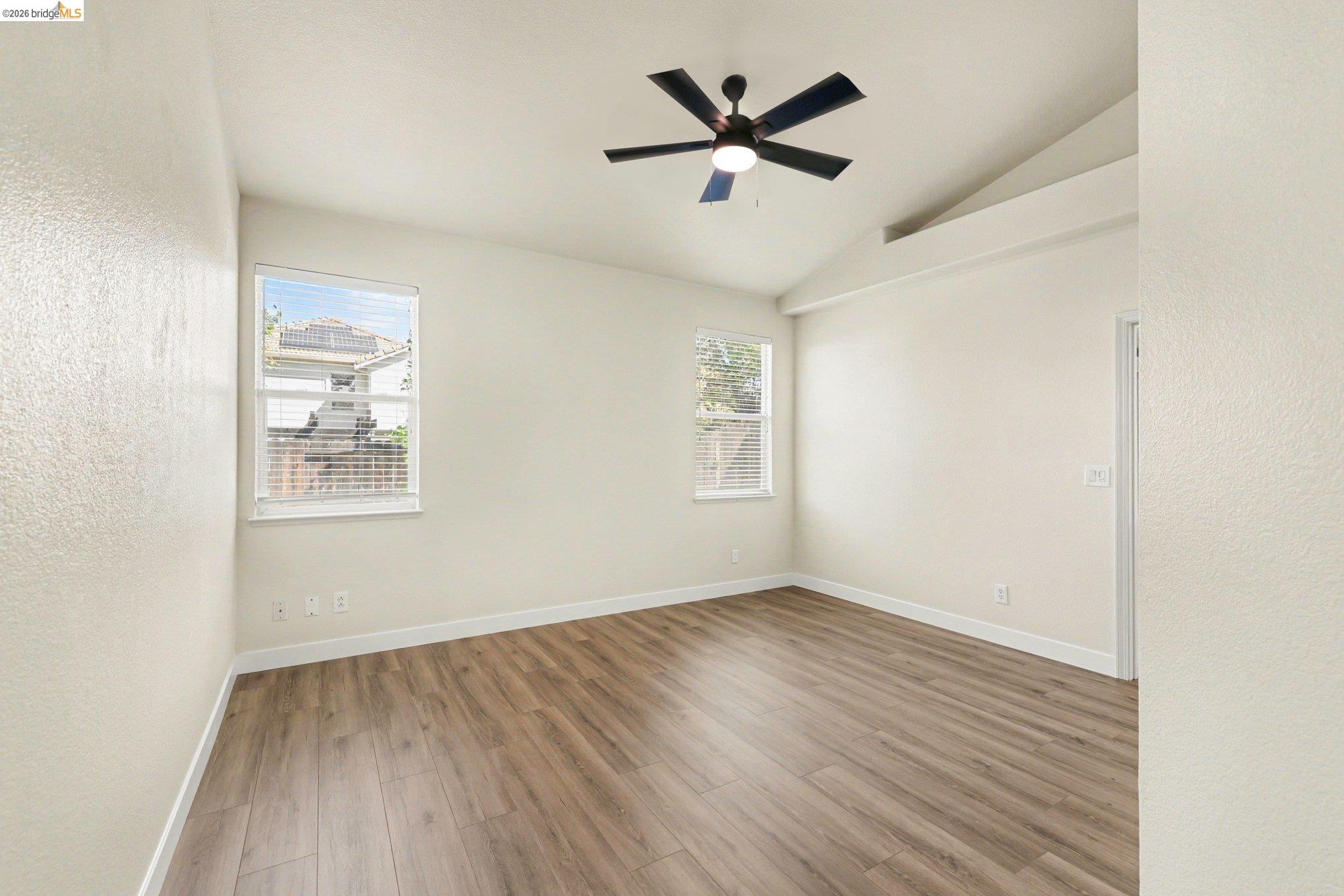 Detail Gallery Image 13 of 25 For 2109 Bedrock Way, Antioch,  CA 94509 - 4 Beds | 2 Baths