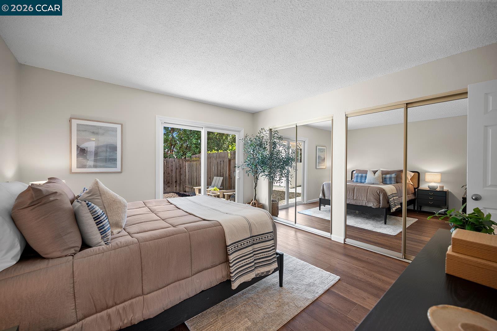 Detail Gallery Image 15 of 30 For 425 Glacier Dr, Martinez,  CA 94553 - 2 Beds | 1/1 Baths