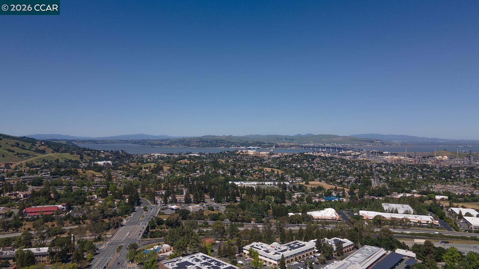 Detail Gallery Image 29 of 30 For 425 Glacier Dr, Martinez,  CA 94553 - 2 Beds | 1/1 Baths