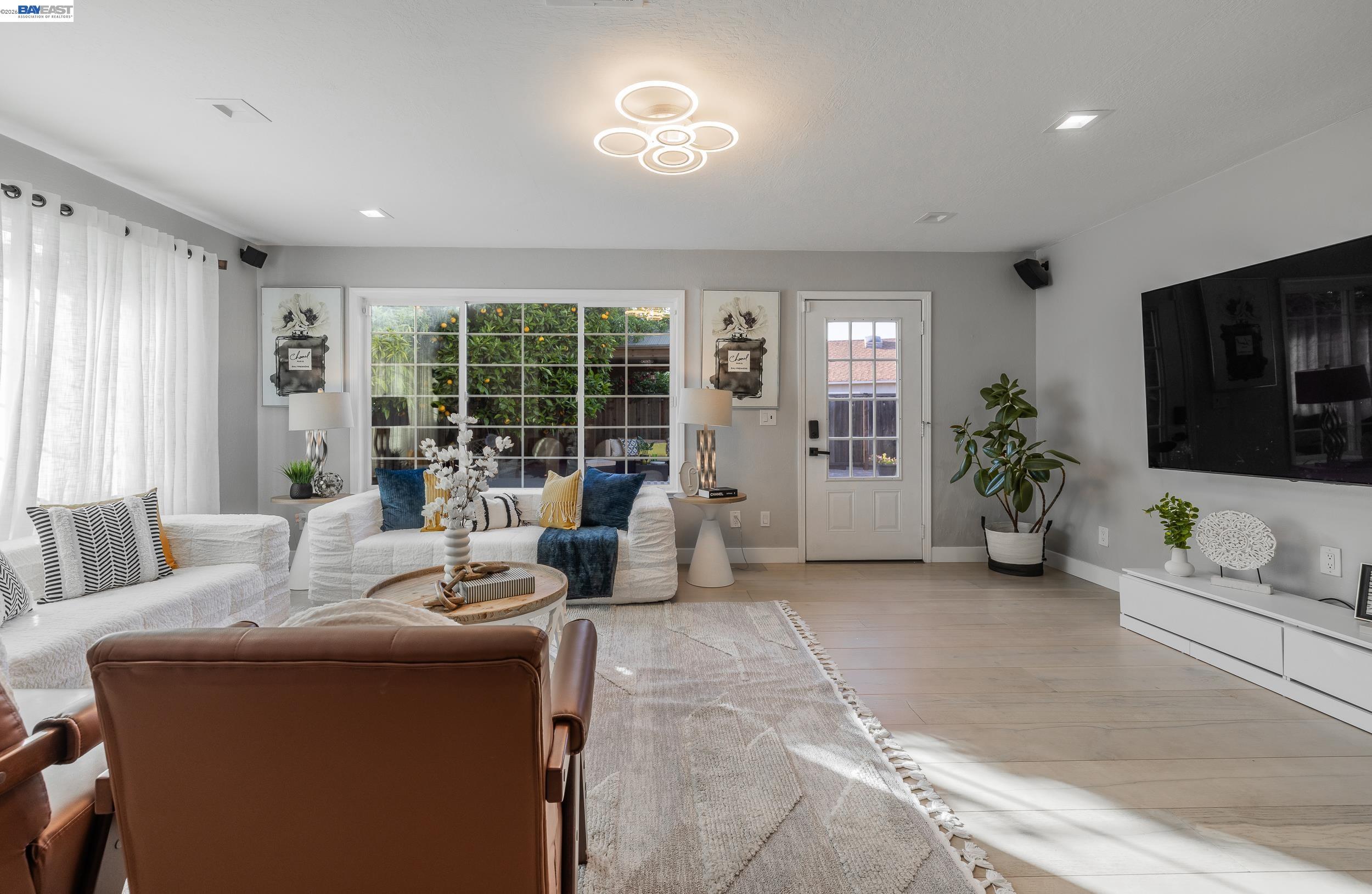 Detail Gallery Image 13 of 39 For 3766 Pinewood Pl, Santa Clara,  CA 95054 - 3 Beds | 2 Baths