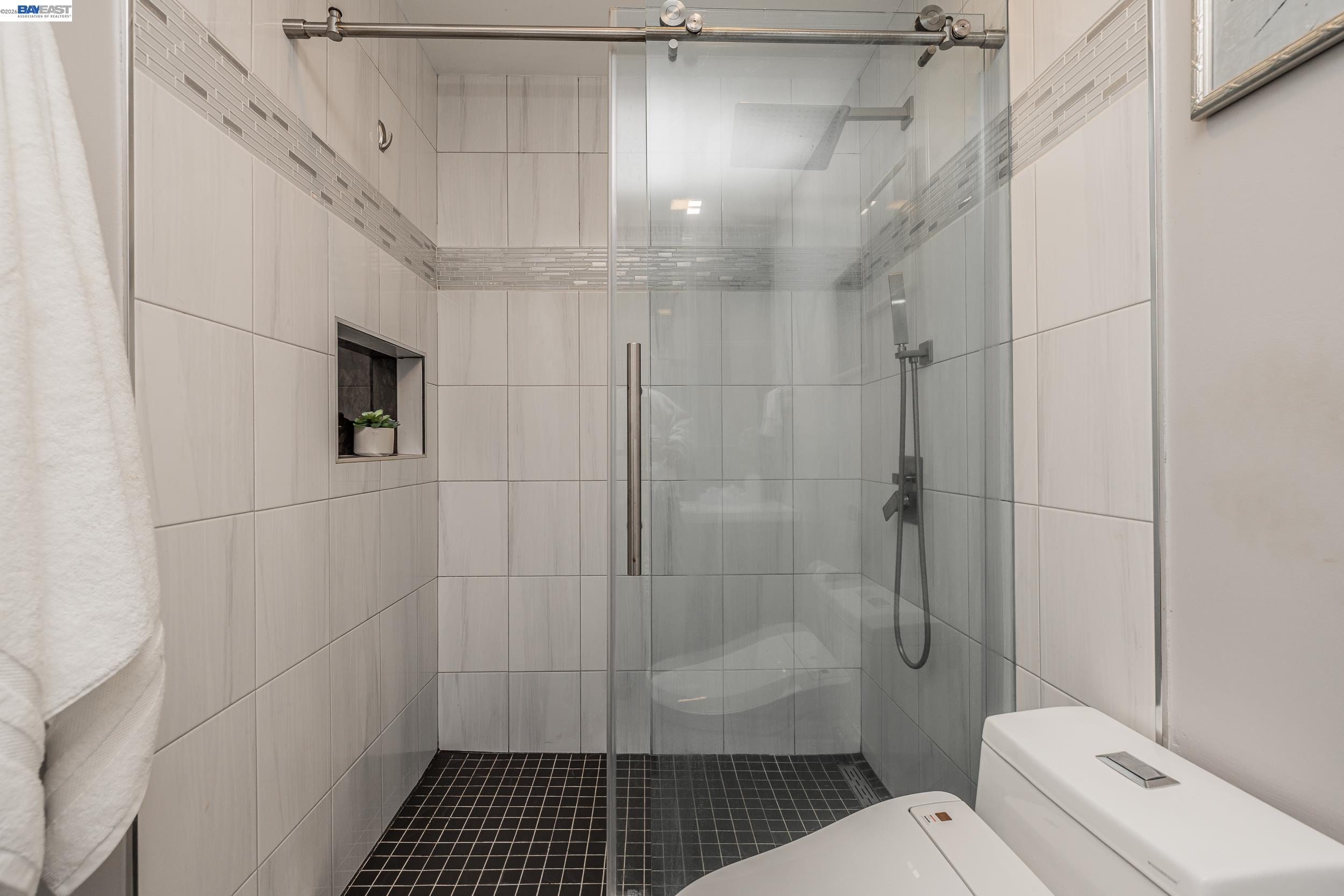 Detail Gallery Image 19 of 39 For 3766 Pinewood Pl, Santa Clara,  CA 95054 - 3 Beds | 2 Baths