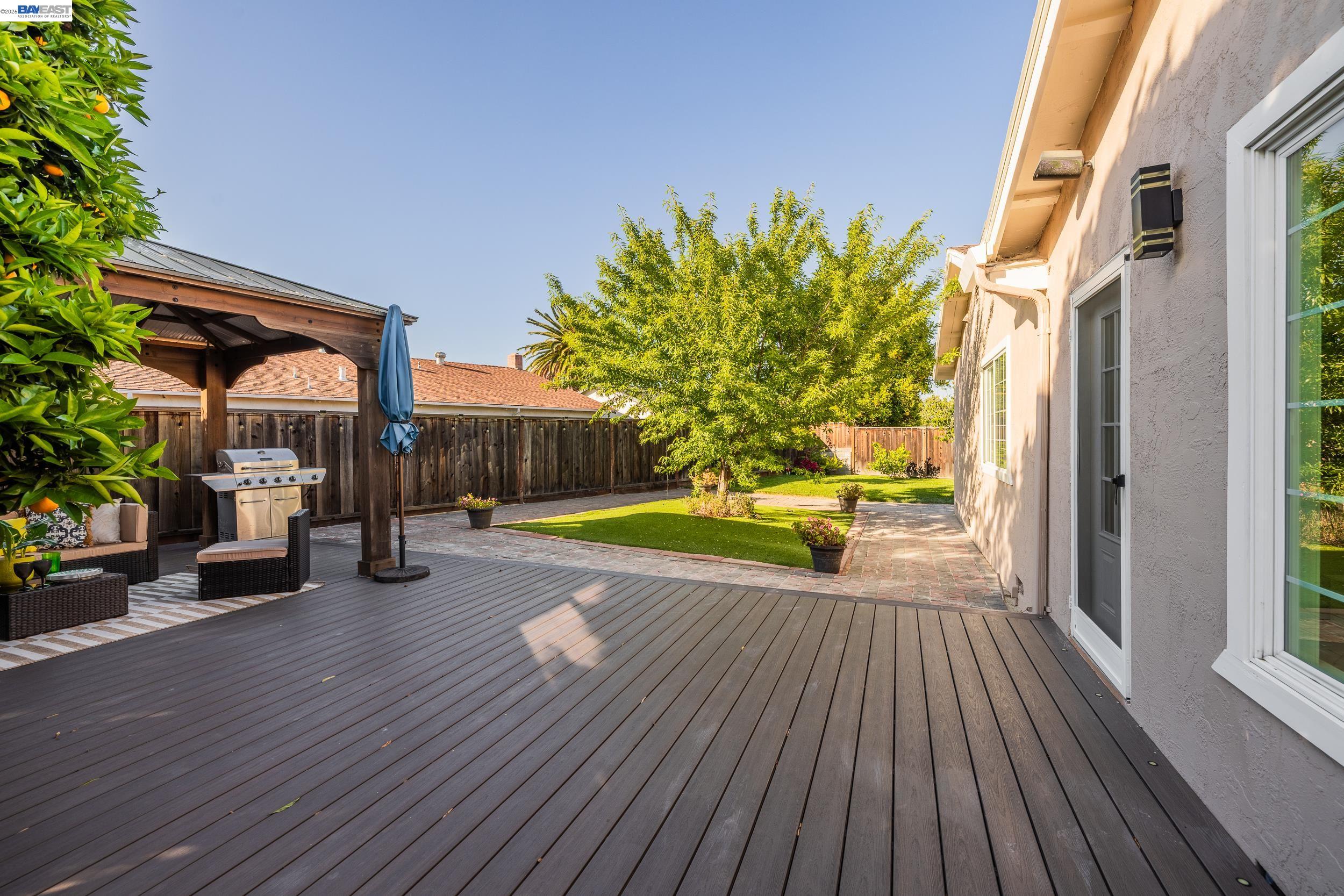 Detail Gallery Image 25 of 39 For 3766 Pinewood Pl, Santa Clara,  CA 95054 - 3 Beds | 2 Baths