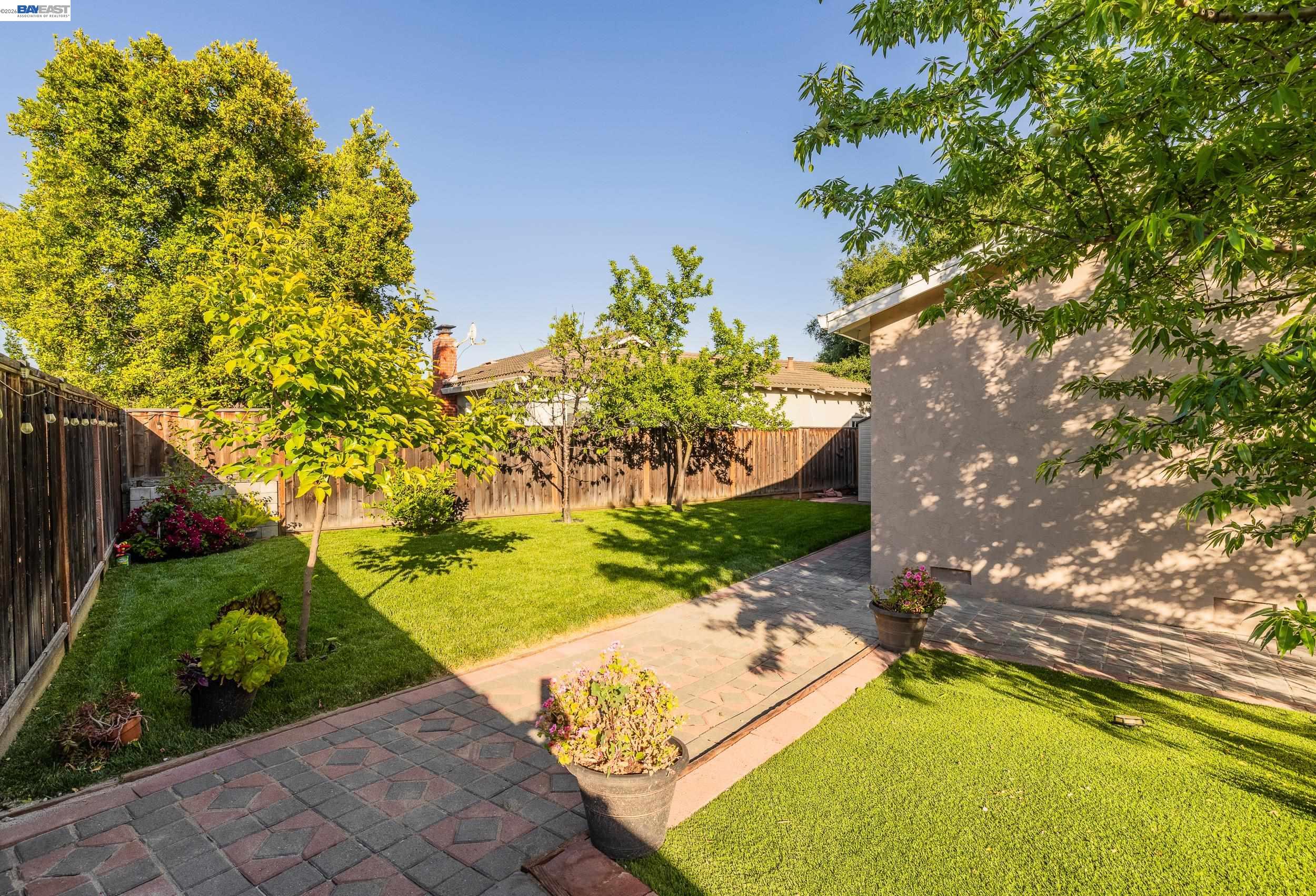 Detail Gallery Image 29 of 39 For 3766 Pinewood Pl, Santa Clara,  CA 95054 - 3 Beds | 2 Baths