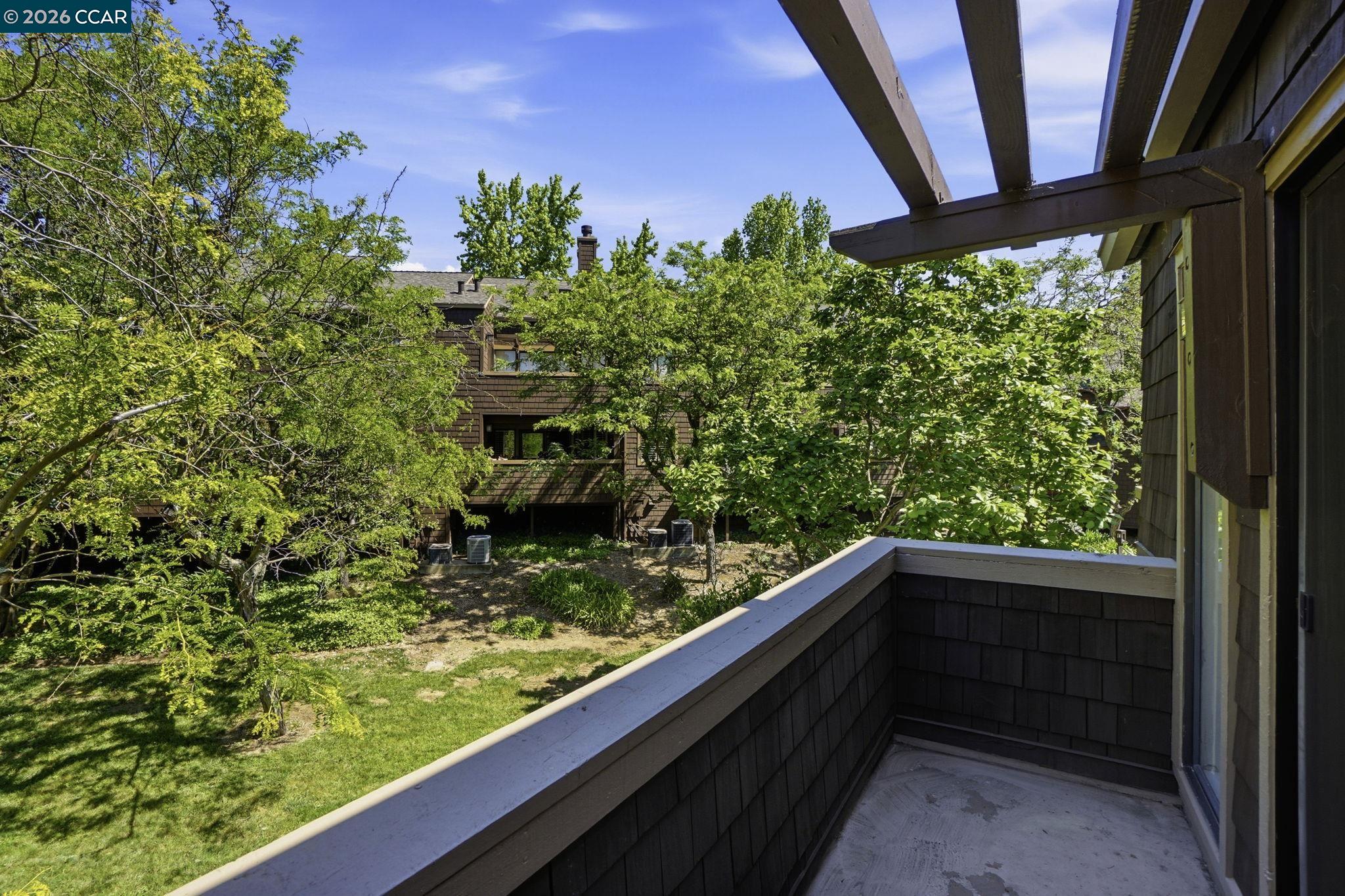 Detail Gallery Image 38 of 50 For 21 Royston Walk, Pleasant Hill,  CA 94523-2078 - 3 Beds | 2/1 Baths