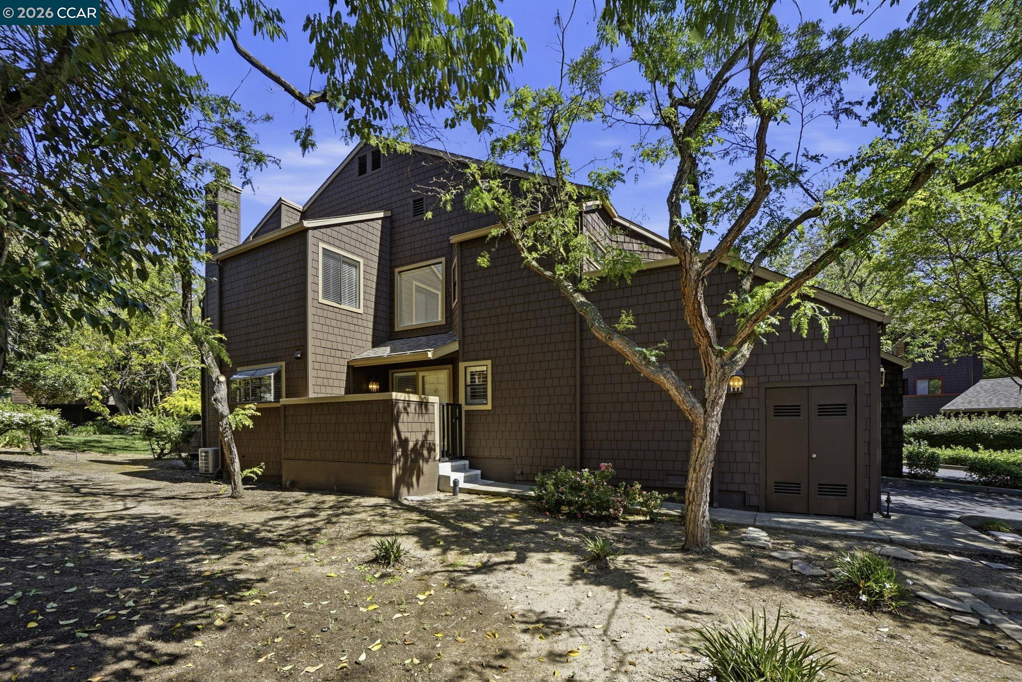 Detail Gallery Image 45 of 50 For 21 Royston Walk, Pleasant Hill,  CA 94523-2078 - 3 Beds | 2/1 Baths