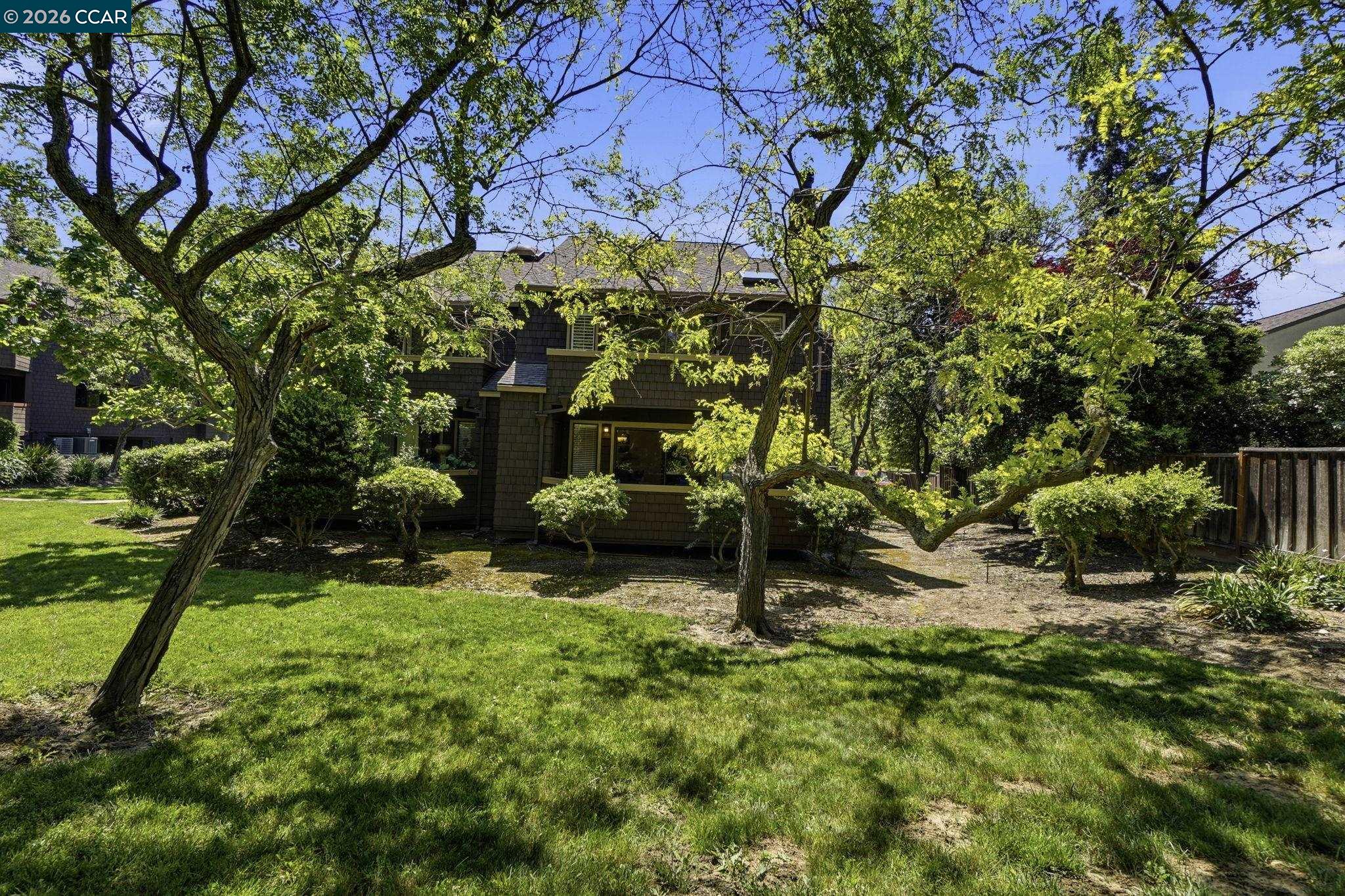 Detail Gallery Image 47 of 50 For 21 Royston Walk, Pleasant Hill,  CA 94523-2078 - 3 Beds | 2/1 Baths