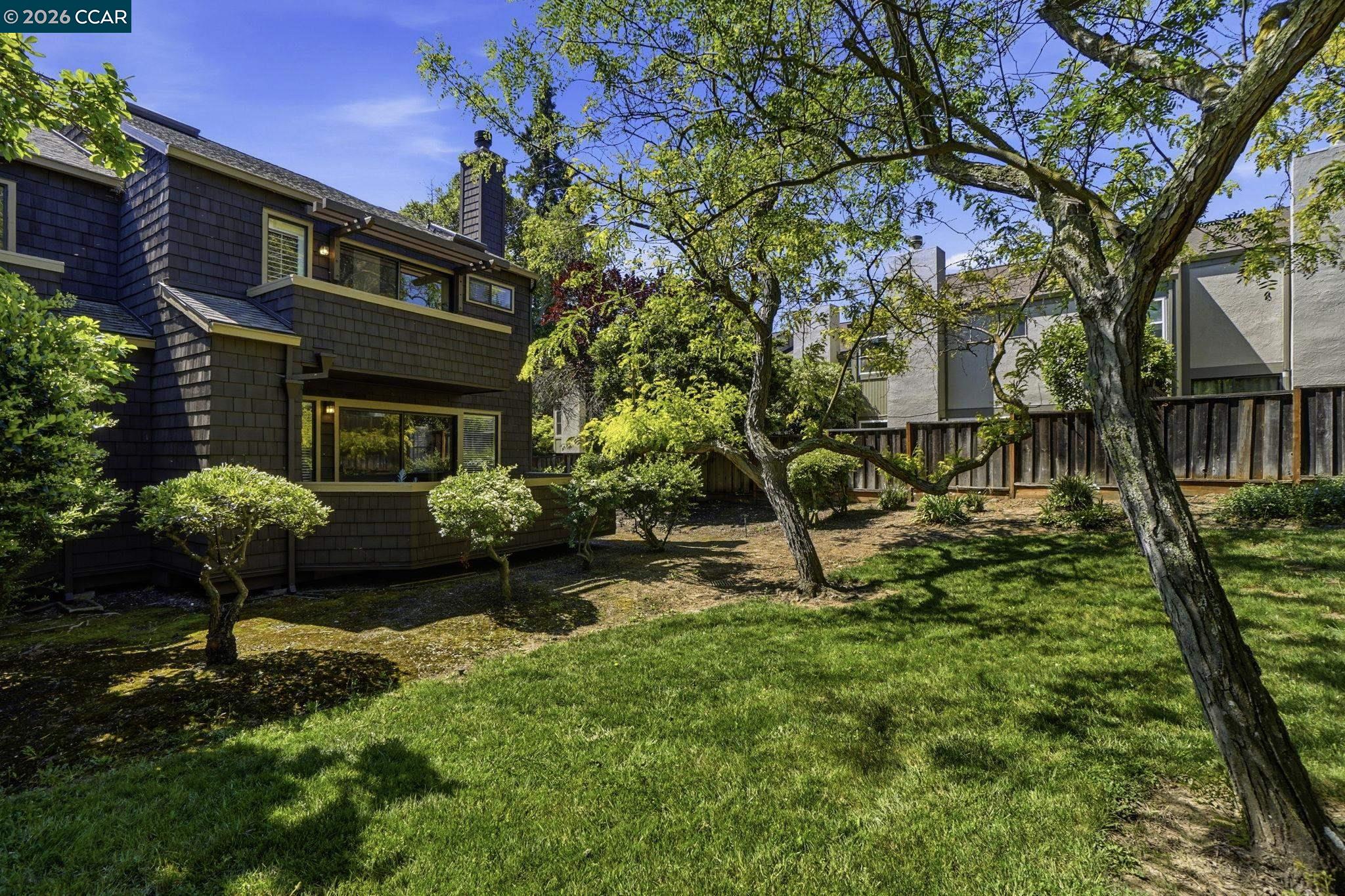 Detail Gallery Image 48 of 50 For 21 Royston Walk, Pleasant Hill,  CA 94523-2078 - 3 Beds | 2/1 Baths