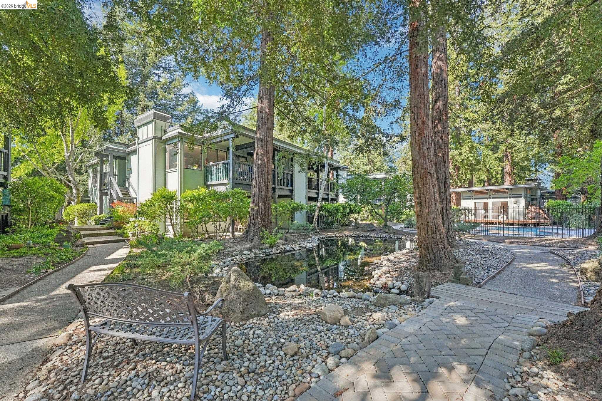 Detail Gallery Image 3 of 46 For 153 Rubicon Cir, Danville,  CA 94526 - 2 Beds | 2 Baths