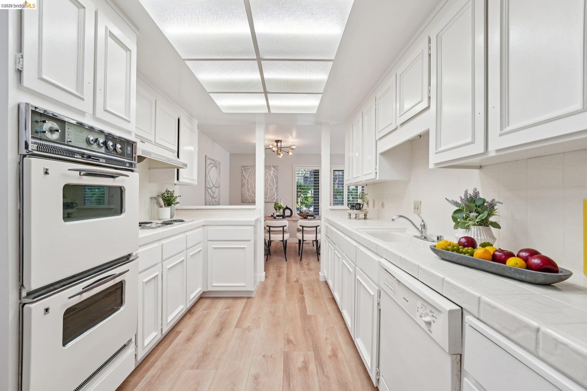 Detail Gallery Image 23 of 46 For 153 Rubicon Cir, Danville,  CA 94526 - 2 Beds | 2 Baths