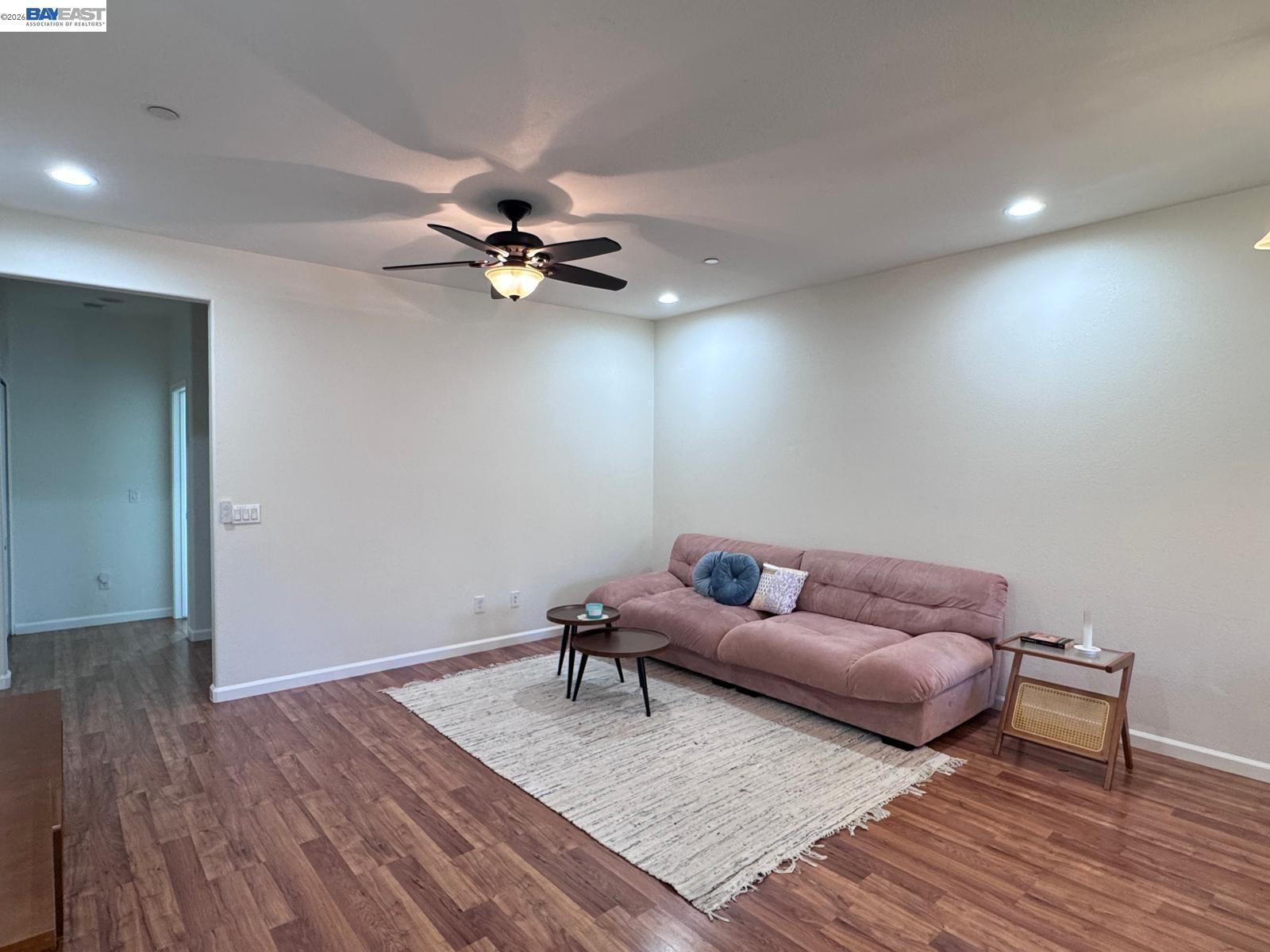 Photo #16: 41129937 Listing: Photo #16