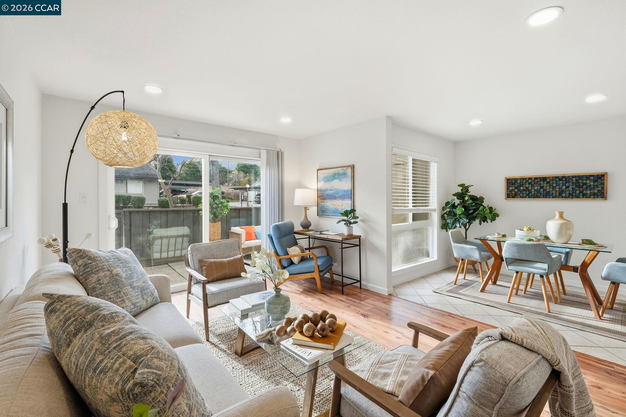 Photo #3: 41129938 Listing: Photo #3