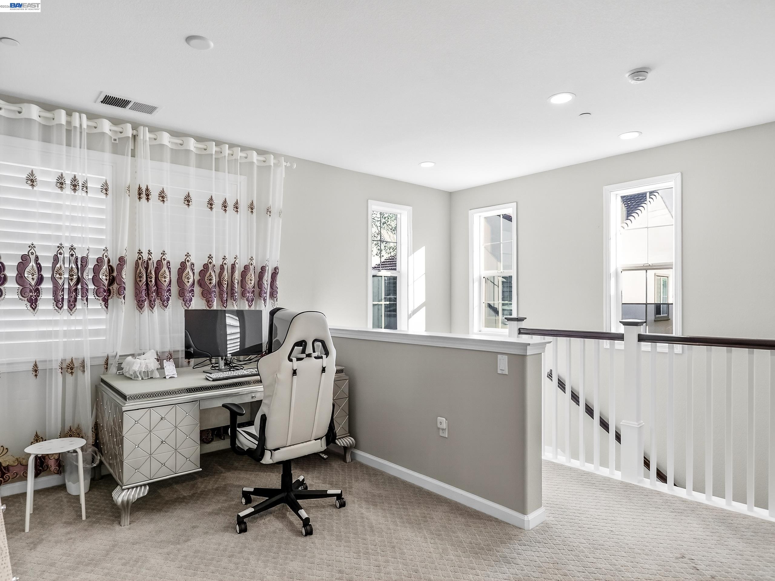 Detail Gallery Image 16 of 34 For 5030 Brook Valley Loop, San Jose,  CA 95136 - 3 Beds | 2/1 Baths