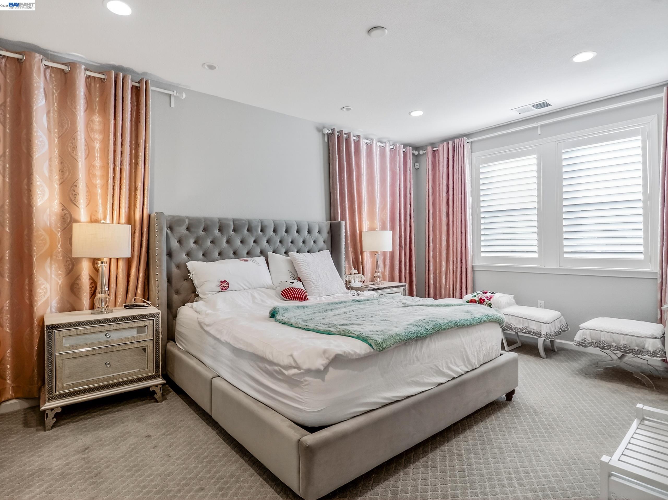 Detail Gallery Image 18 of 34 For 5030 Brook Valley Loop, San Jose,  CA 95136 - 3 Beds | 2/1 Baths