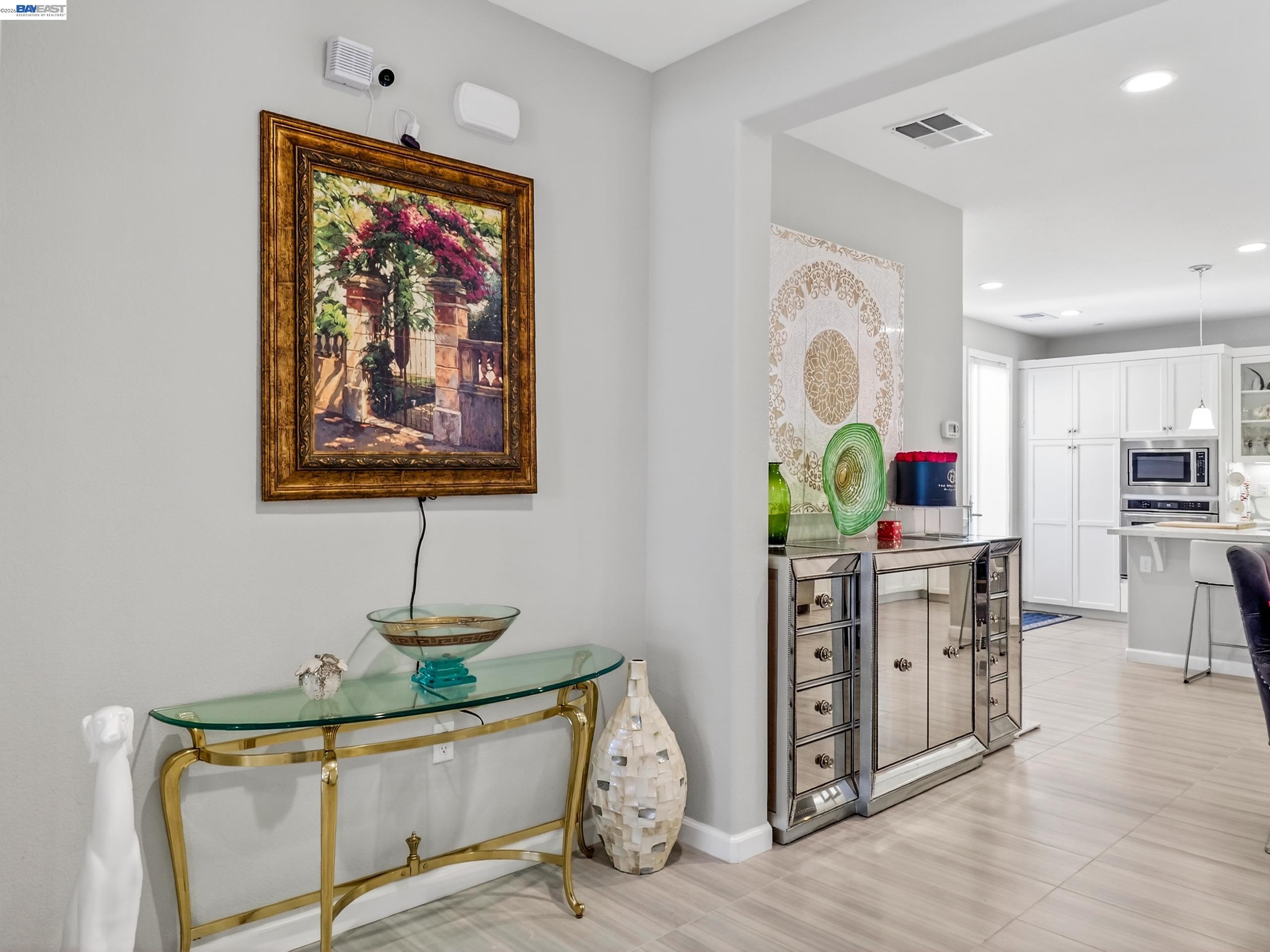 Detail Gallery Image 7 of 34 For 5030 Brook Valley Loop, San Jose,  CA 95136 - 3 Beds | 2/1 Baths