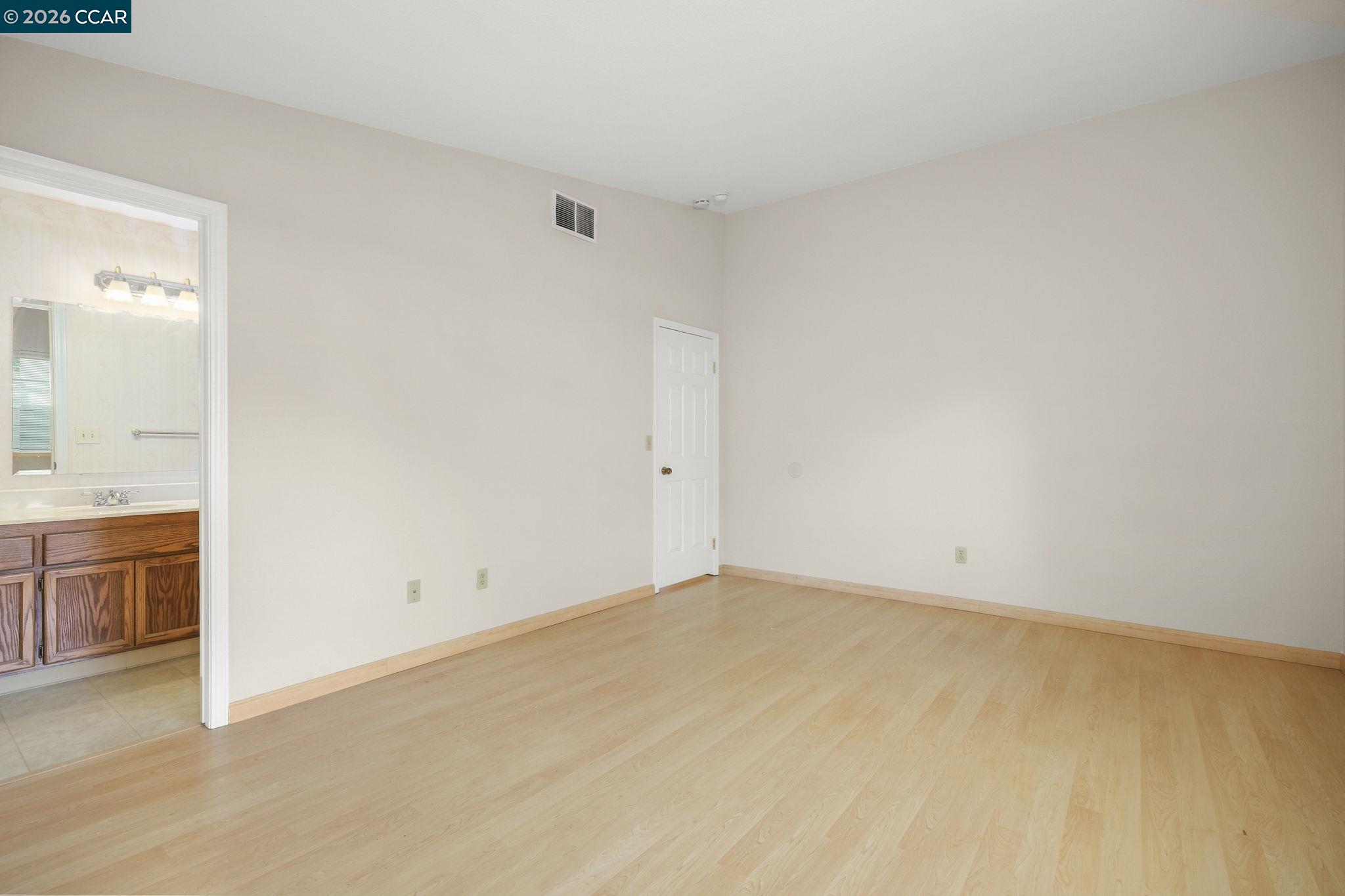 Photo #19: 41129941 Listing: Photo #19