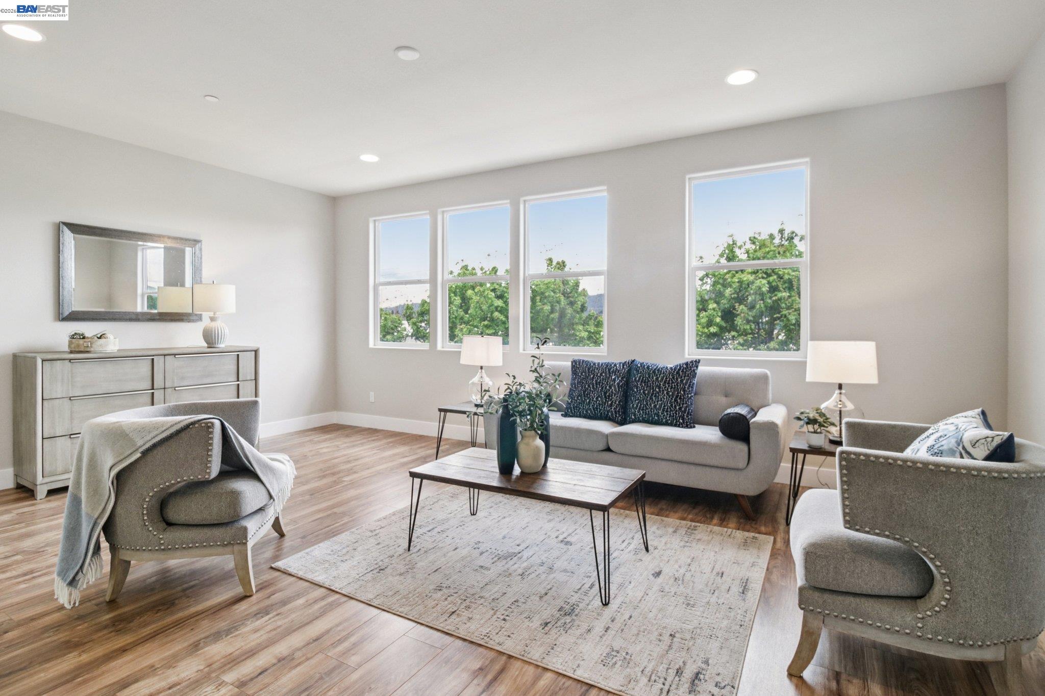 Photo #8: 41129947 Listing: Photo #8