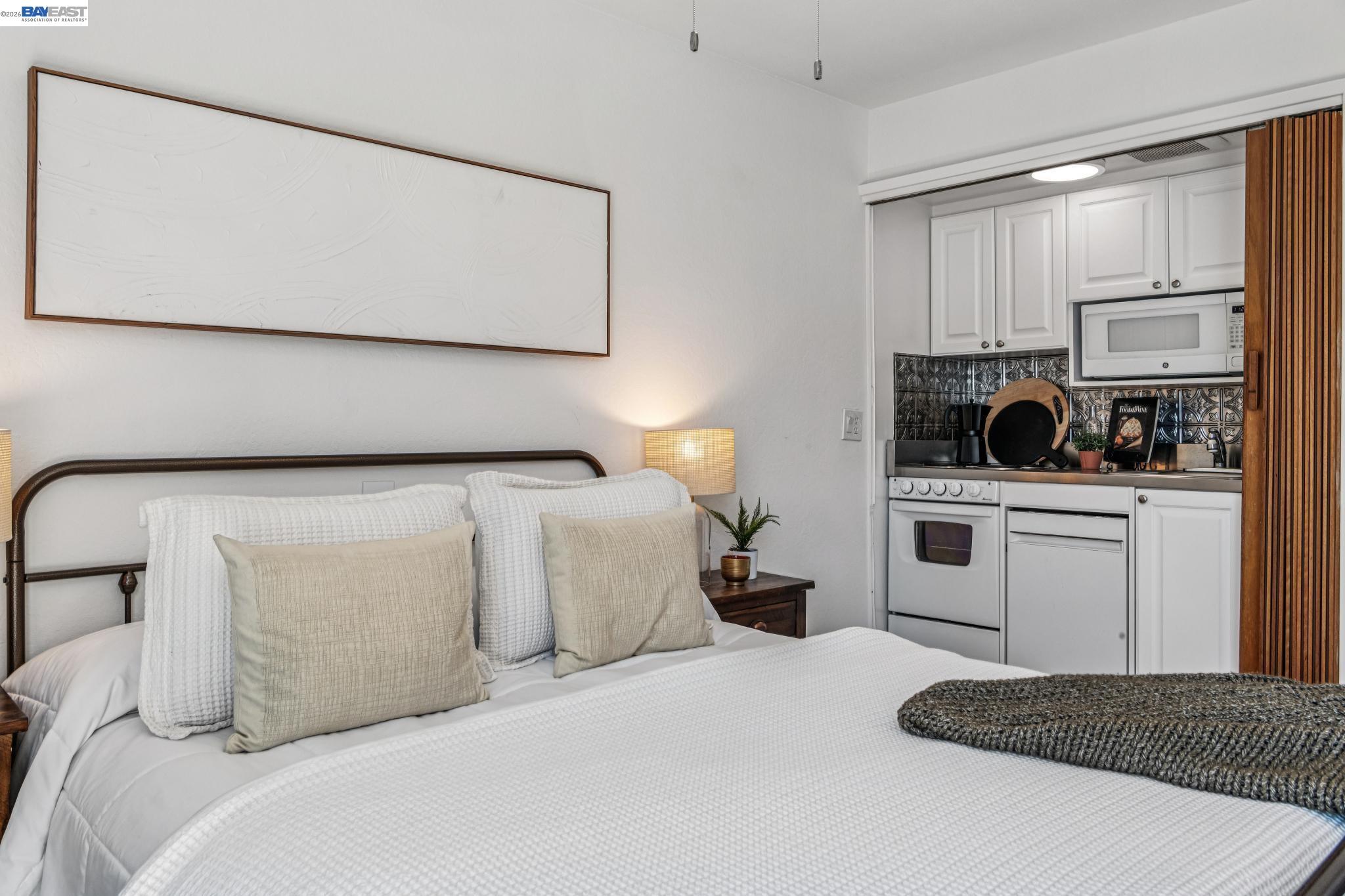 811 York St UNIT 326, Oakland, CA, 94610