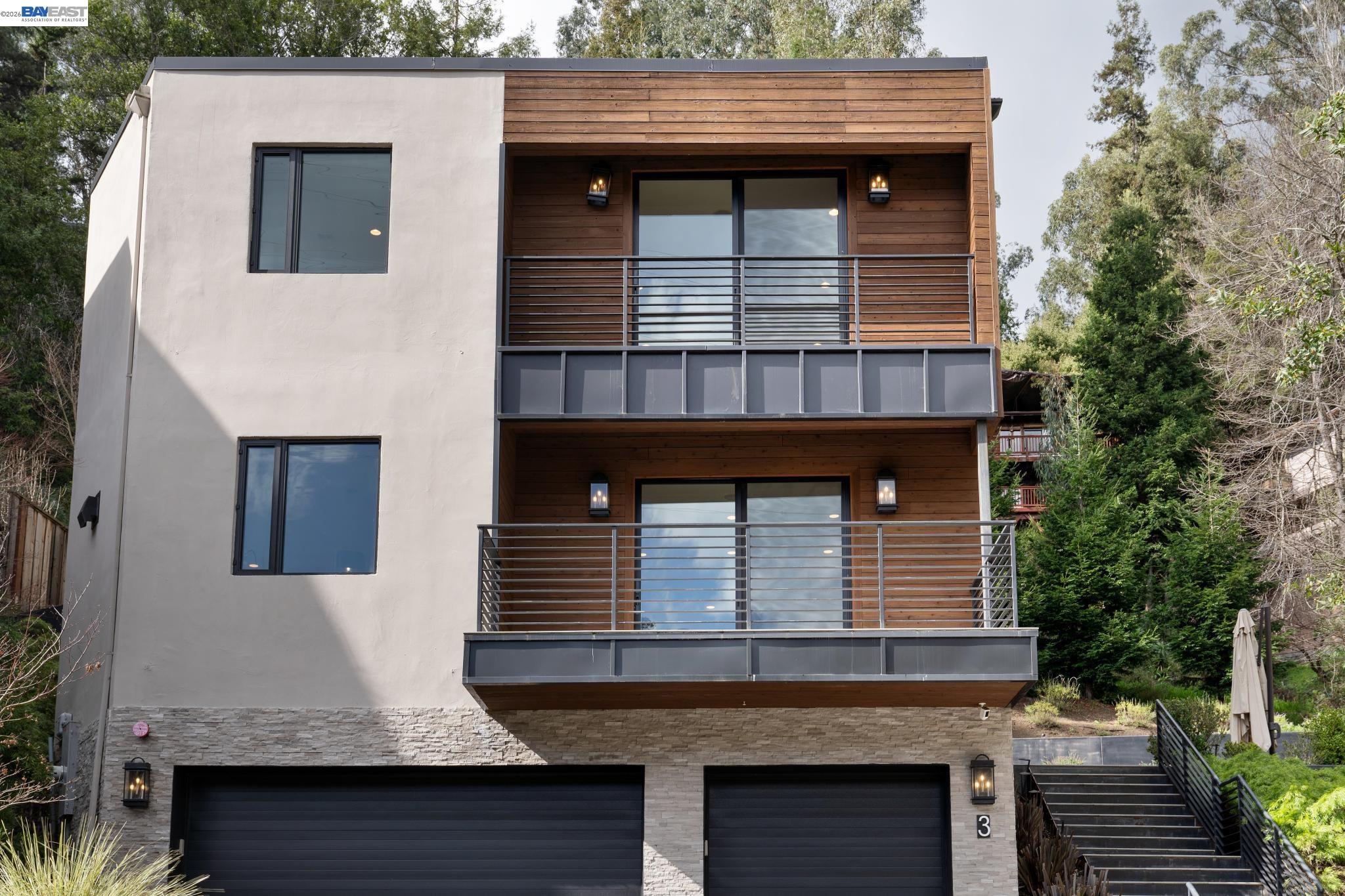 Detail Gallery Image 54 of 60 For 3 West Cir, Oakland,  CA 94611 - 4 Beds | 4/1 Baths