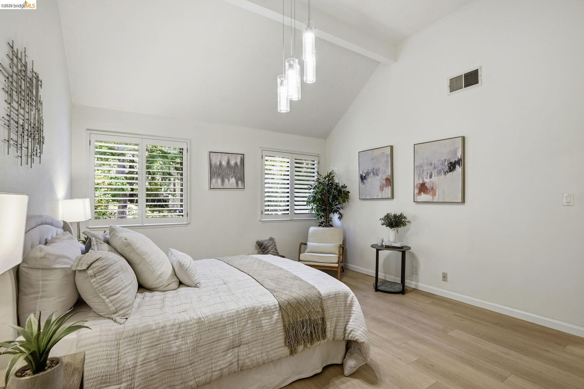 Detail Gallery Image 11 of 31 For 239 Paseo Bernal, Moraga,  CA 94556 - 3 Beds | 3 Baths