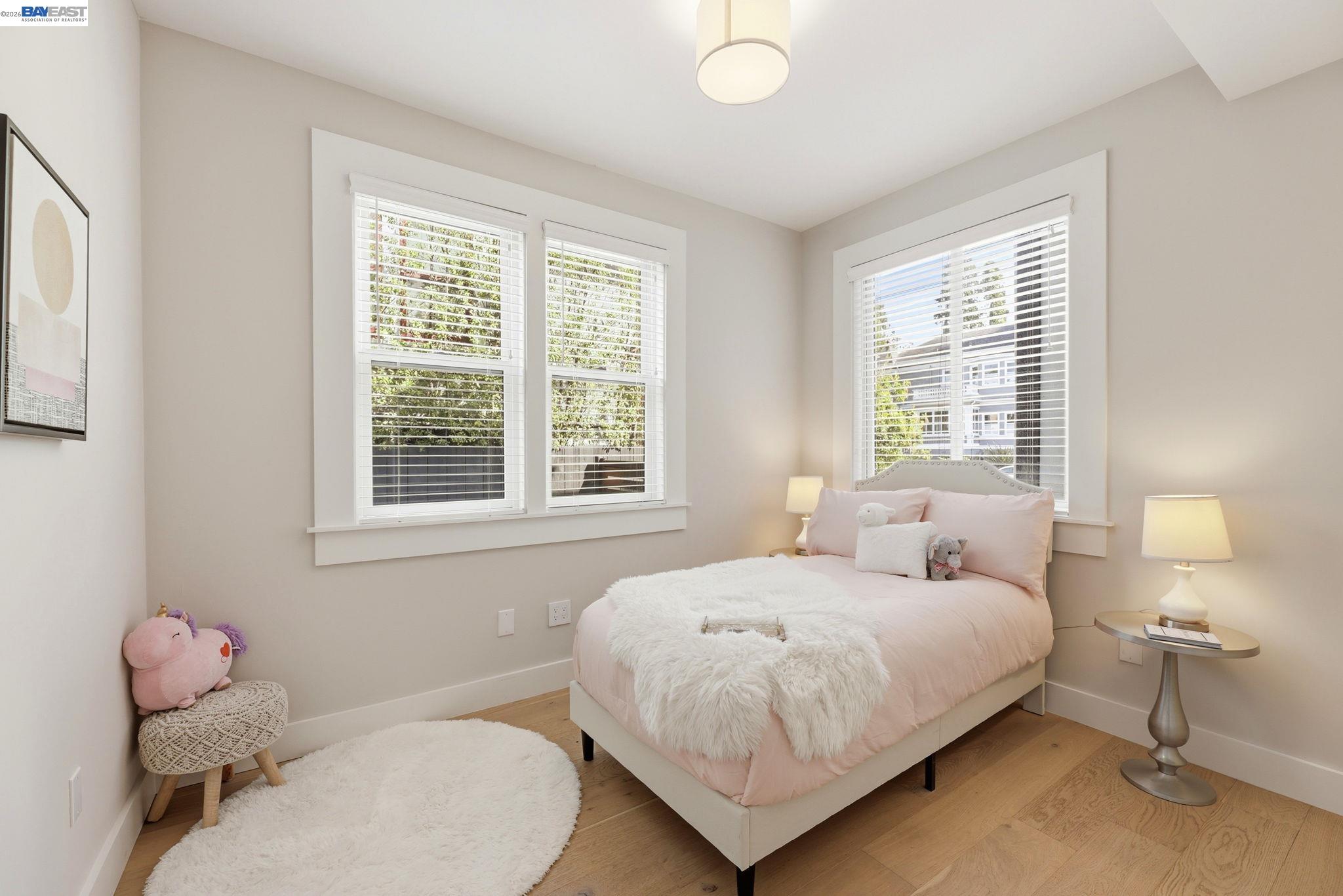 Detail Gallery Image 18 of 44 For 1841 Vine St, Berkeley,  CA 94703 - 5 Beds | 3 Baths