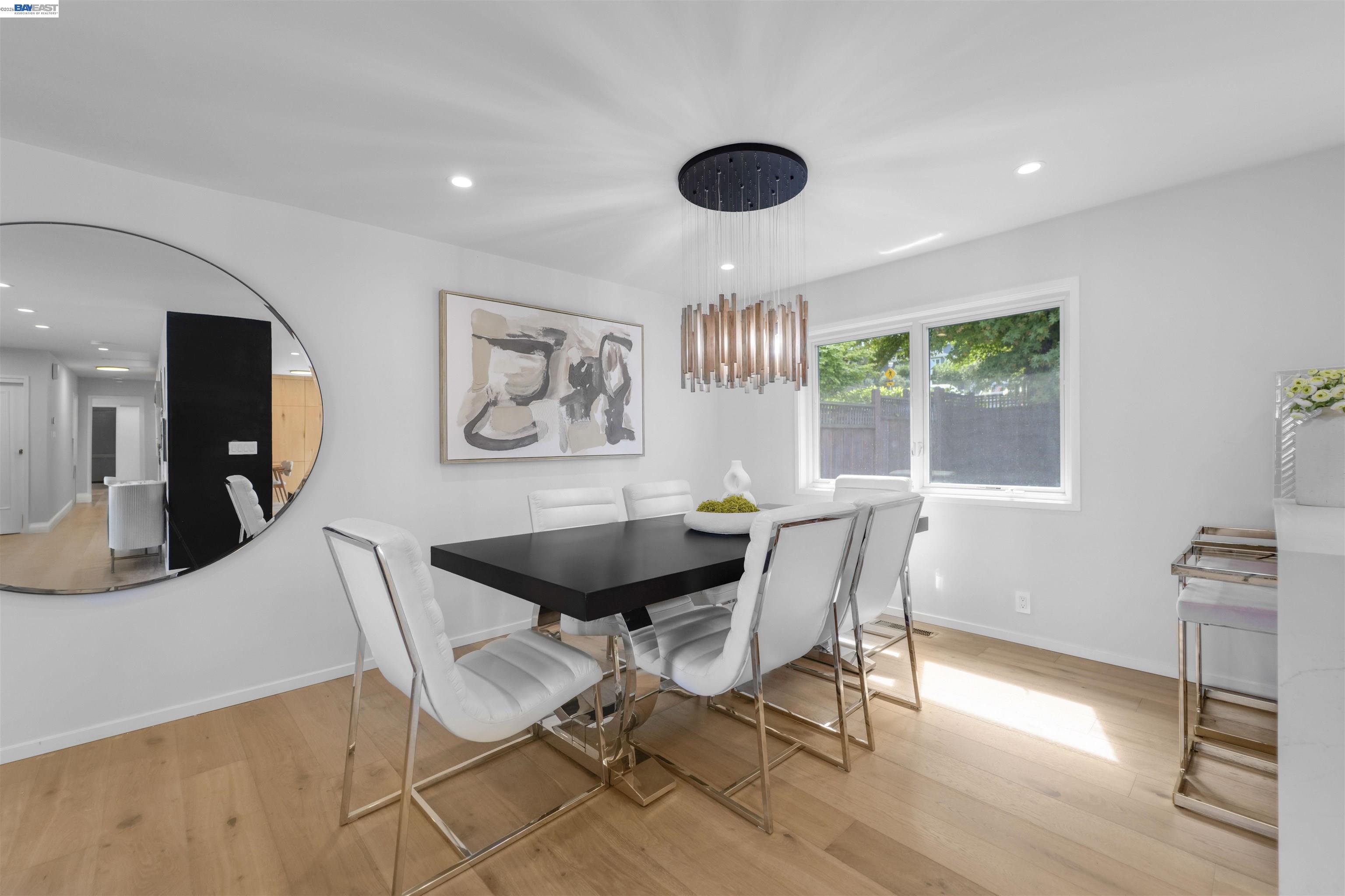 Detail Gallery Image 18 of 60 For 3740 Sky Ct, San Mateo,  CA 94403 - 3 Beds | 2 Baths