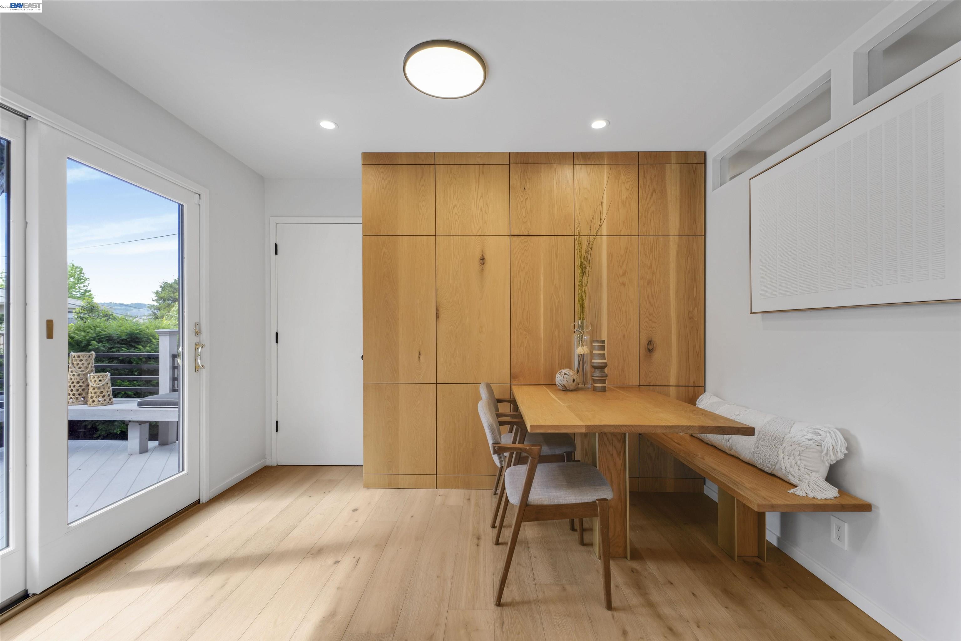 Detail Gallery Image 21 of 60 For 3740 Sky Ct, San Mateo,  CA 94403 - 3 Beds | 2 Baths