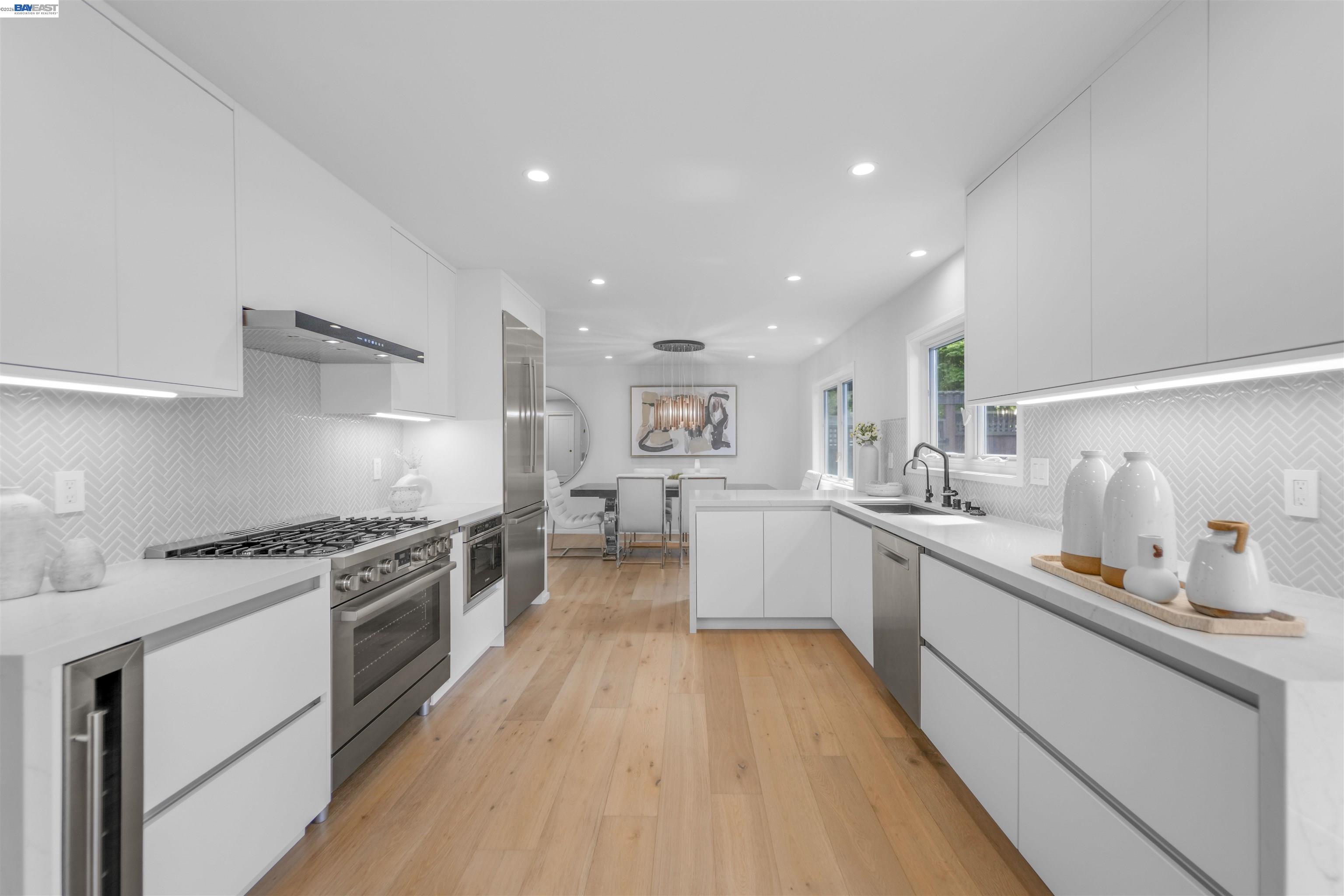 Detail Gallery Image 29 of 60 For 3740 Sky Ct, San Mateo,  CA 94403 - 3 Beds | 2 Baths