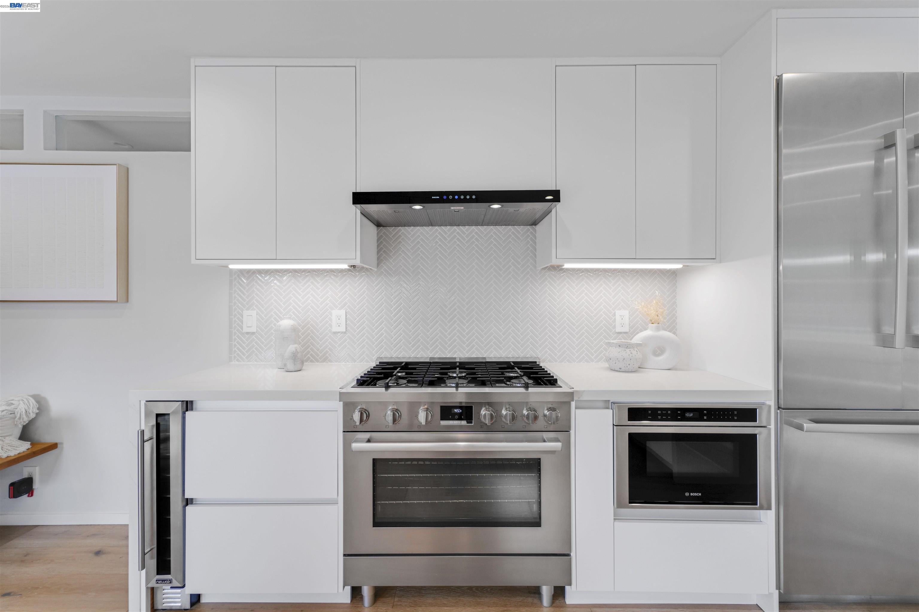 Detail Gallery Image 31 of 60 For 3740 Sky Ct, San Mateo,  CA 94403 - 3 Beds | 2 Baths