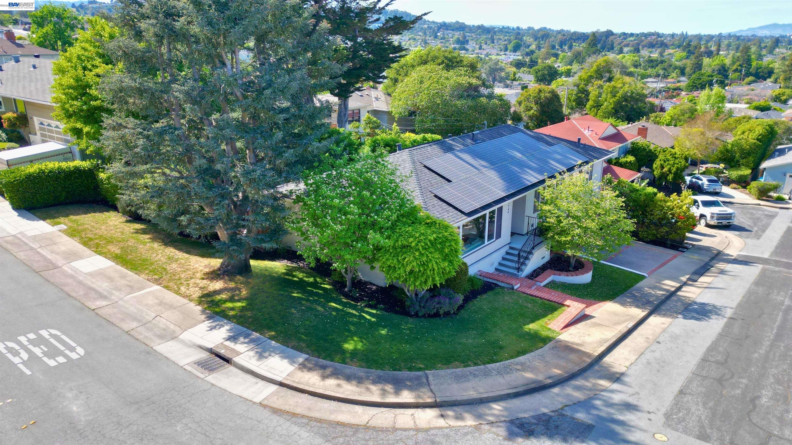 Detail Gallery Image 59 of 60 For 3740 Sky Ct, San Mateo,  CA 94403 - 3 Beds | 2 Baths