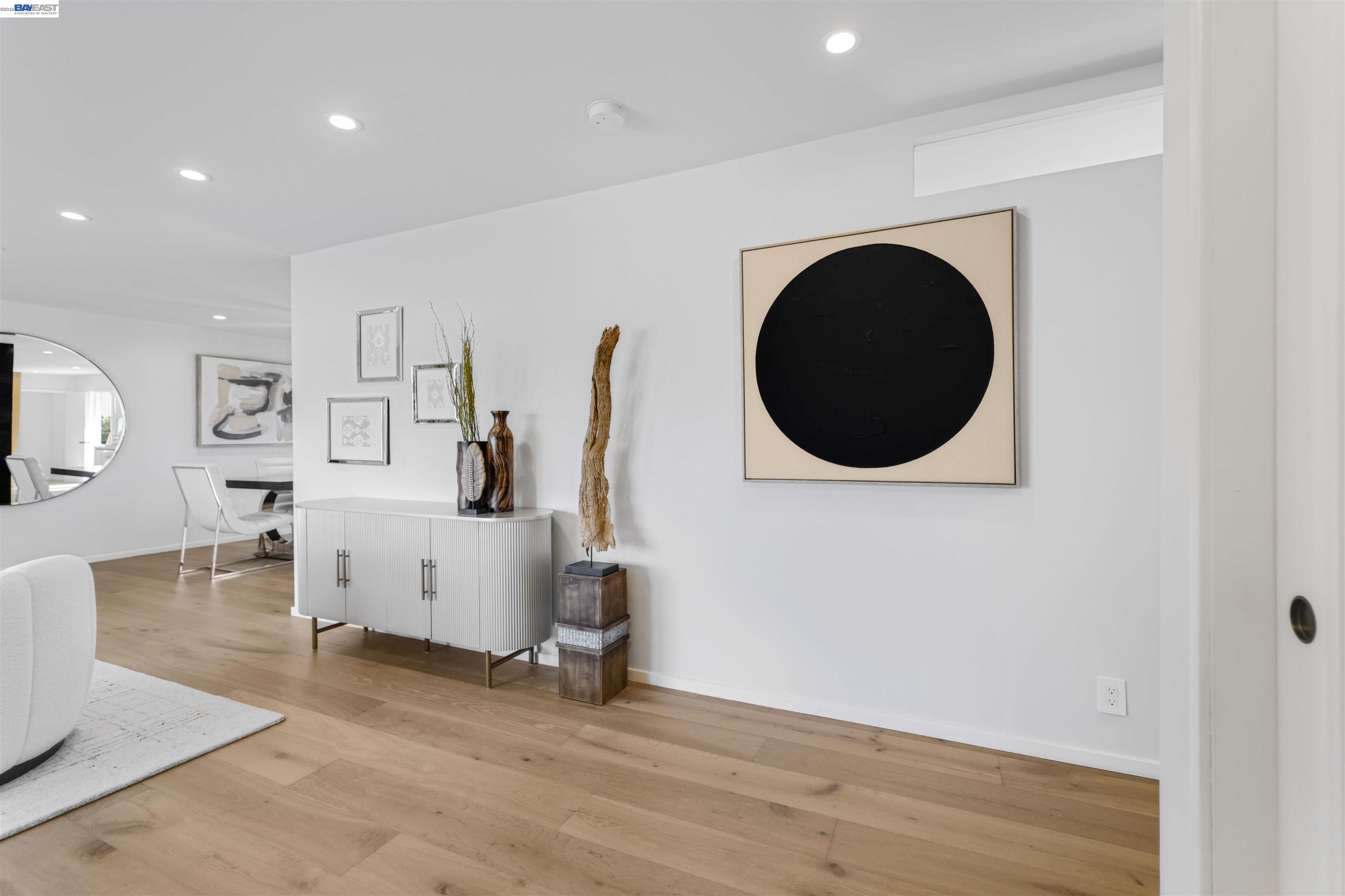 Detail Gallery Image 10 of 60 For 3740 Sky Ct, San Mateo,  CA 94403 - 3 Beds | 2 Baths