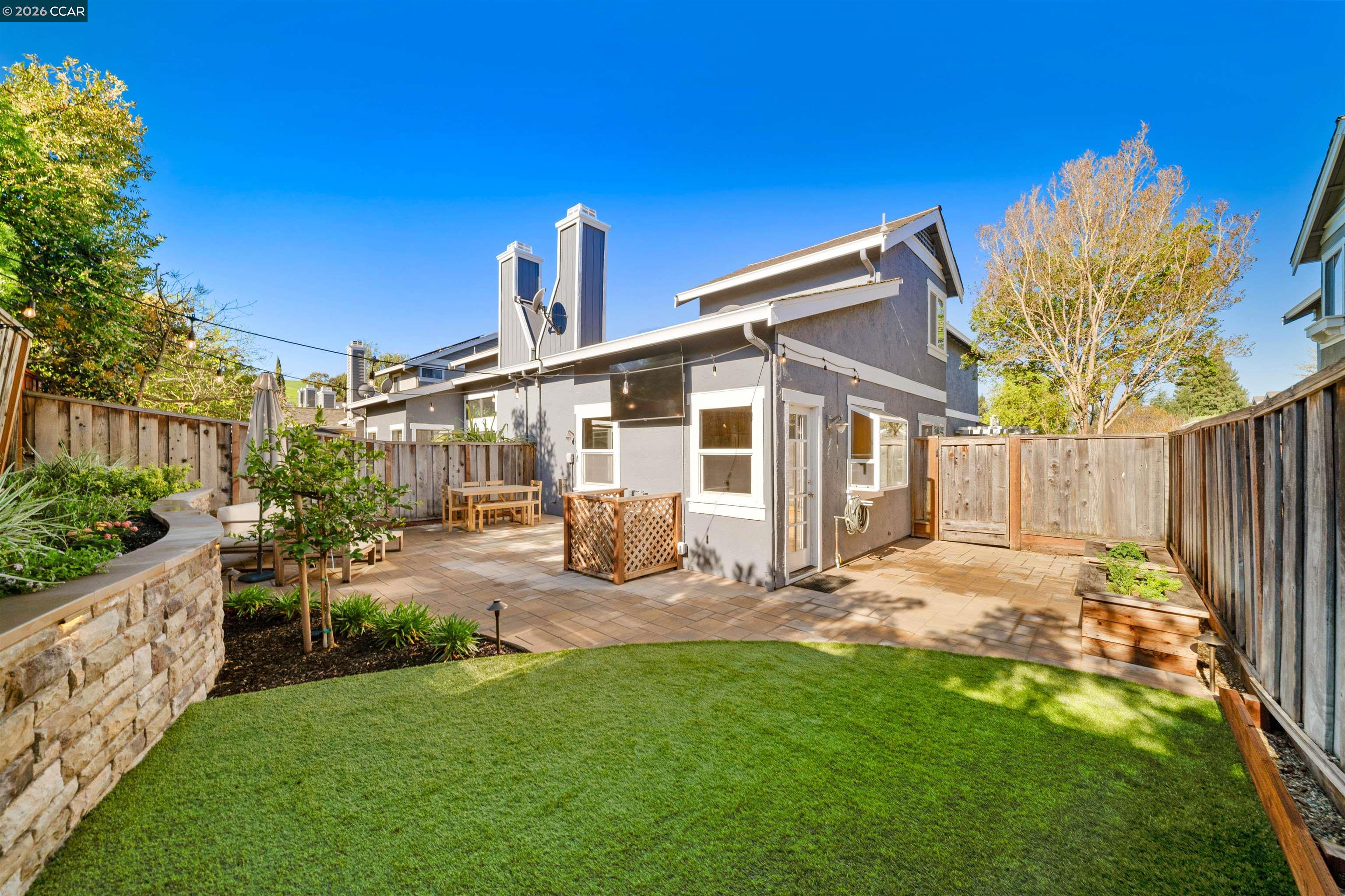 Photo #4: 41129970 Listing: Photo #4