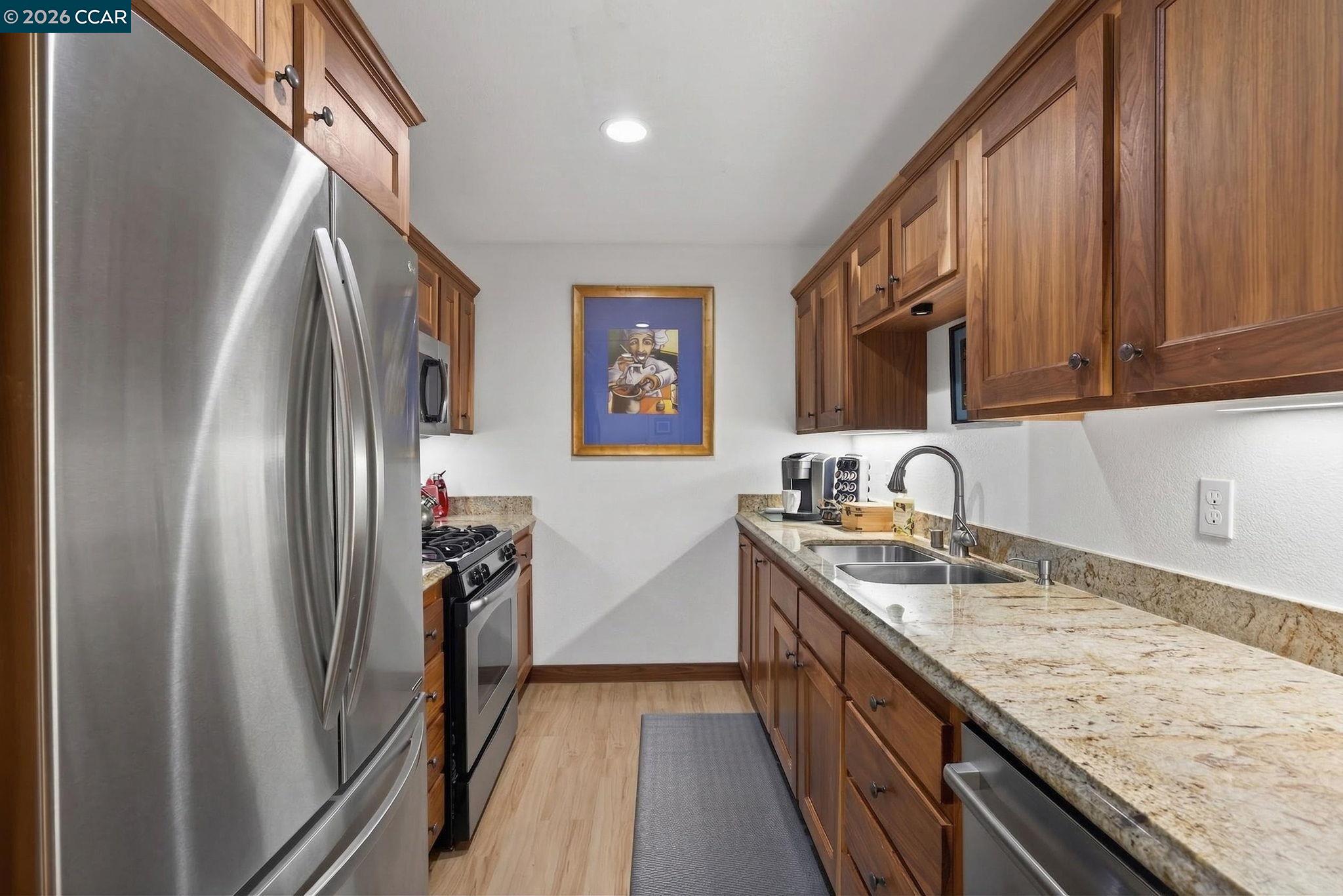 Photo #9: 41129978 Listing: Photo #9