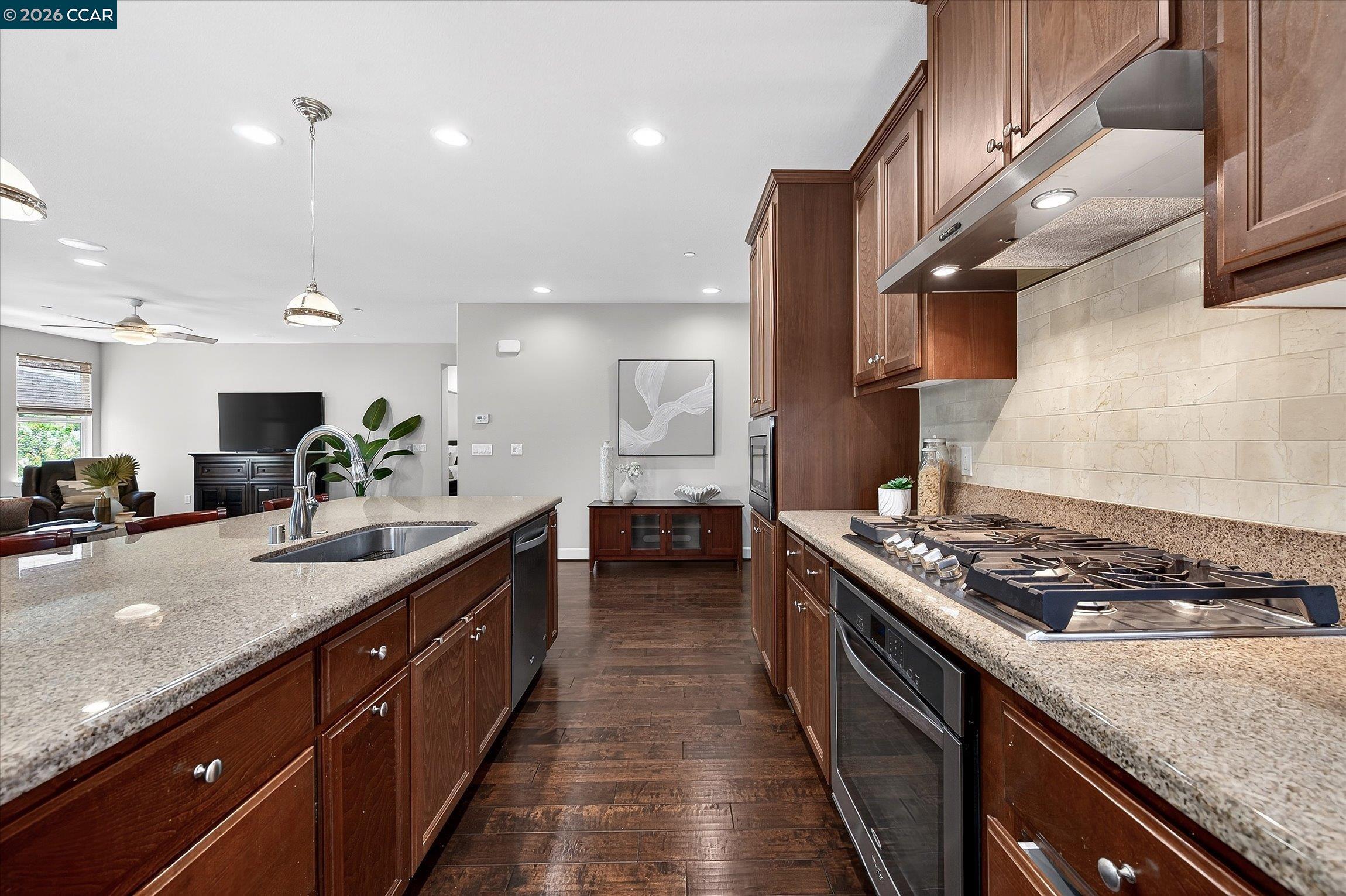 Photo #9: 41129981 Listing: Photo #9