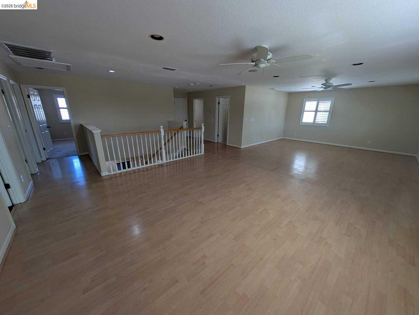 Detail Gallery Image 12 of 22 For 6529 Brook Hollow Cir, Stockton,  CA 95219 - 5 Beds | 3/1 Baths