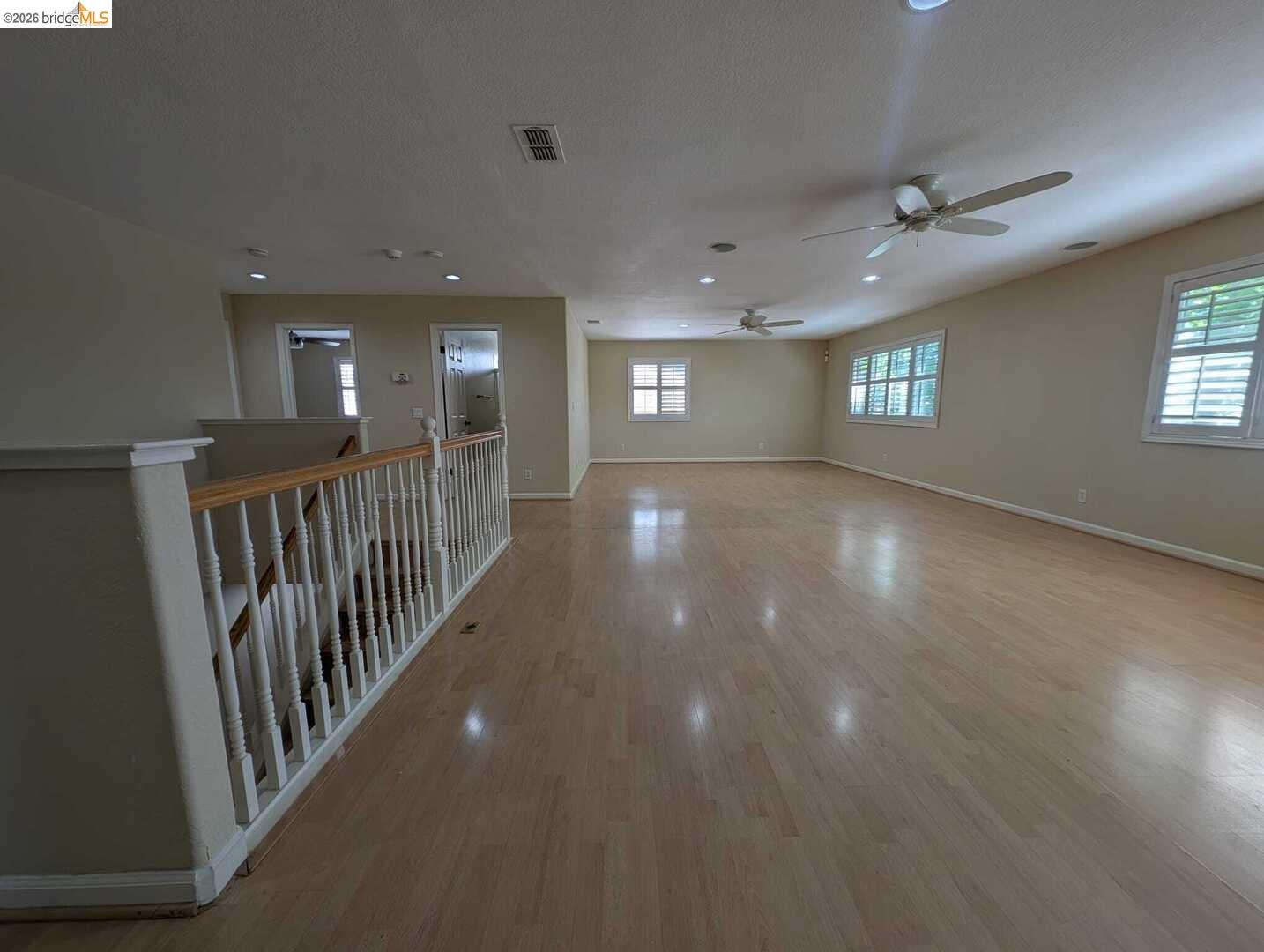 Detail Gallery Image 13 of 22 For 6529 Brook Hollow Cir, Stockton,  CA 95219 - 5 Beds | 3/1 Baths