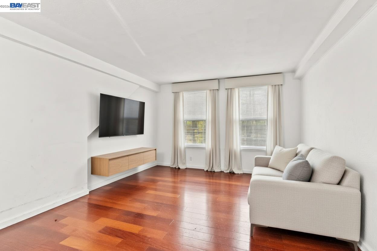 Detail Gallery Image 9 of 21 For 812 Lisbon, Oakland,  CA 94601 - – Beds | – Baths