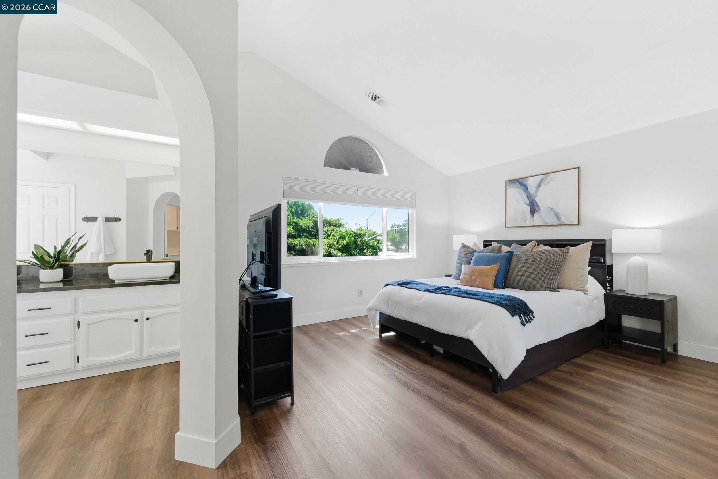 Detail Gallery Image 13 of 43 For 1980 Harvest Landing Court, Tracy,  CA 95376 - 3 Beds | 2/1 Baths